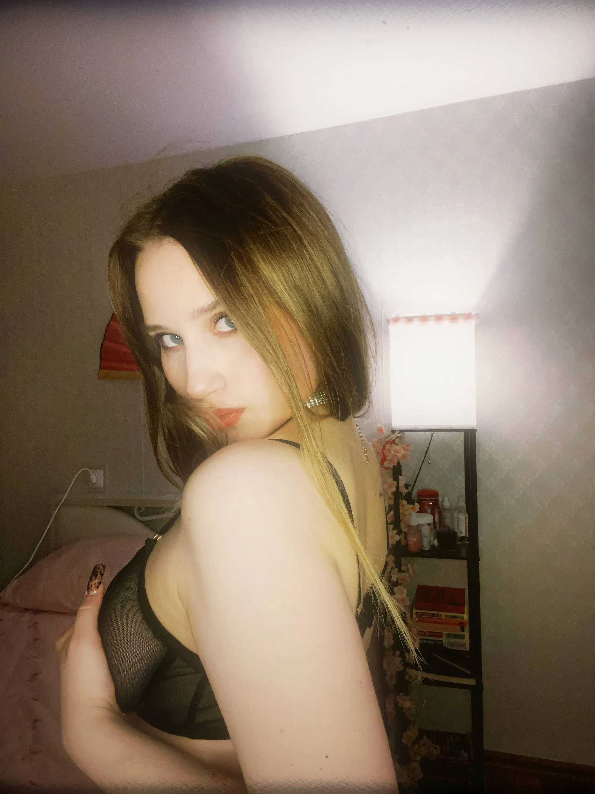 XXX Porn Photo of Nude Bella__Ray 6