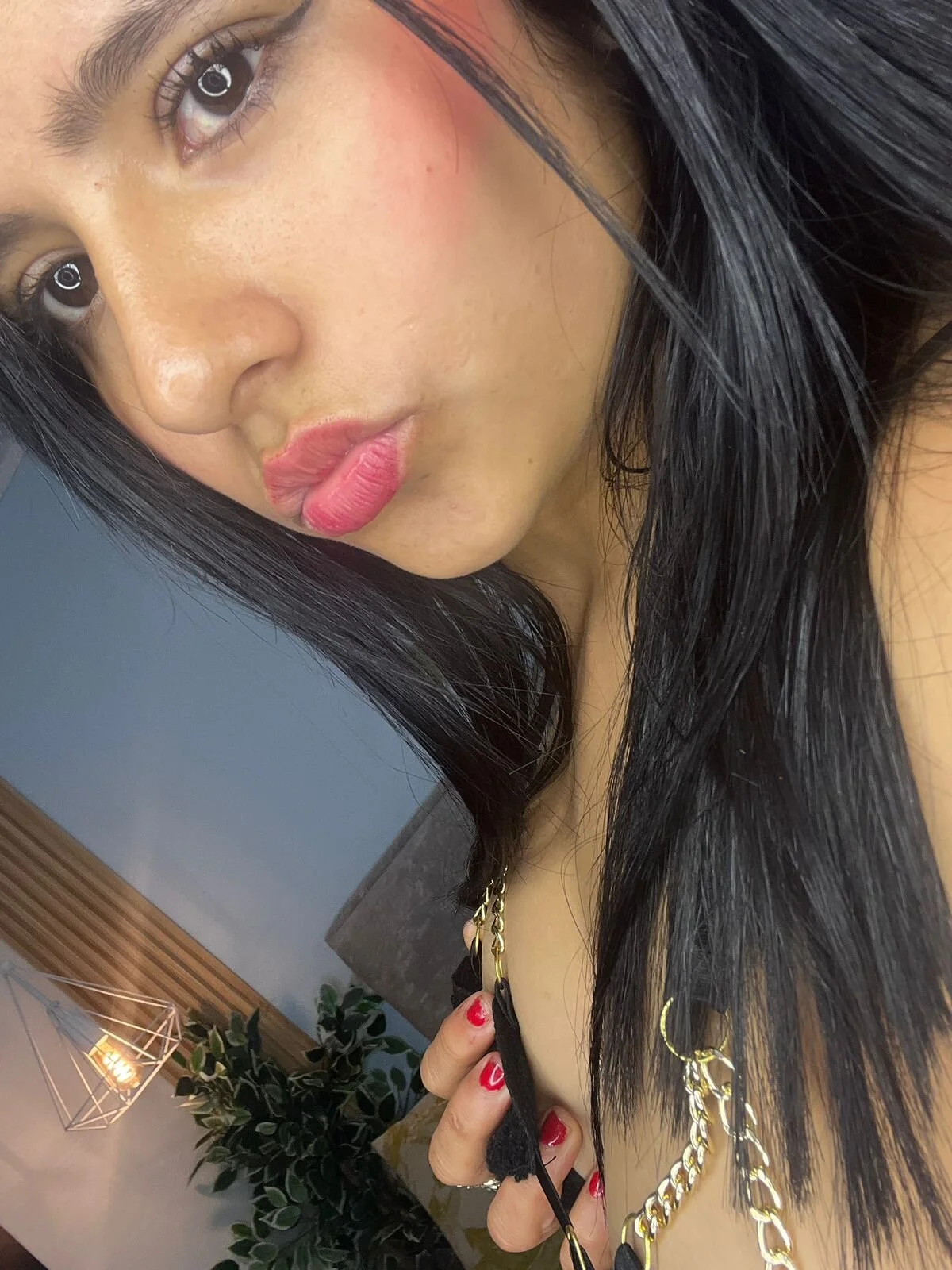 XXX Porn Photo of Nude RoxiPlace 19