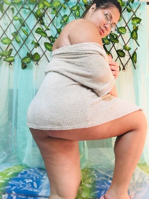 XXX Porn Photo of Nude girl_milk2 1