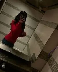 XXX Porn Photo of Nude Farah_9hbona 1