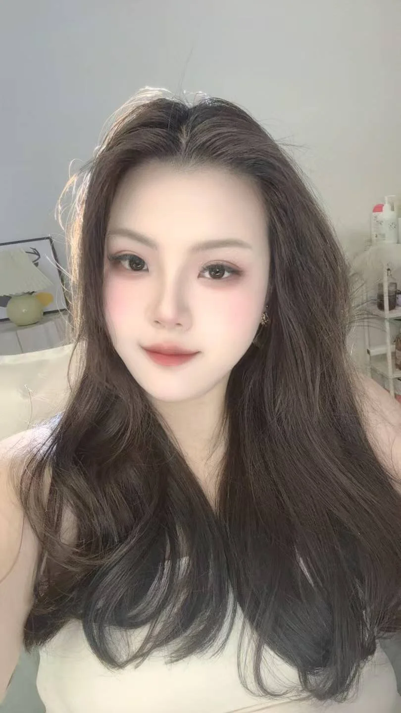XXX Porn Photo of Nude yiyiyi-6666 6