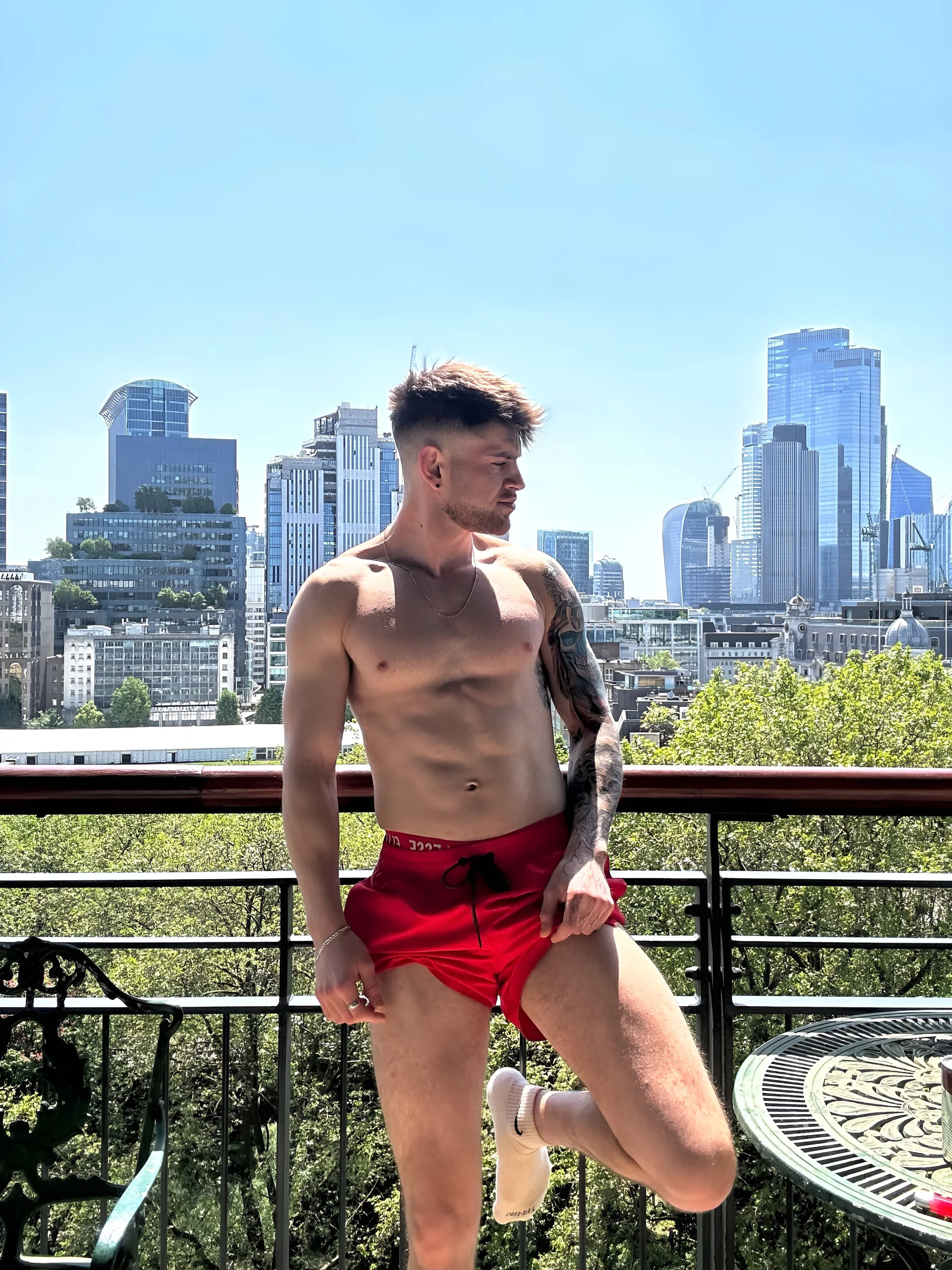 XXX Porn Photo of Nude -ThomasJr- 2