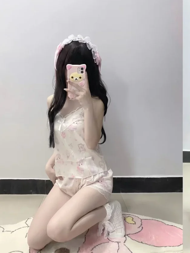 XXX Porn Photo of Nude oblakitty_ 1
