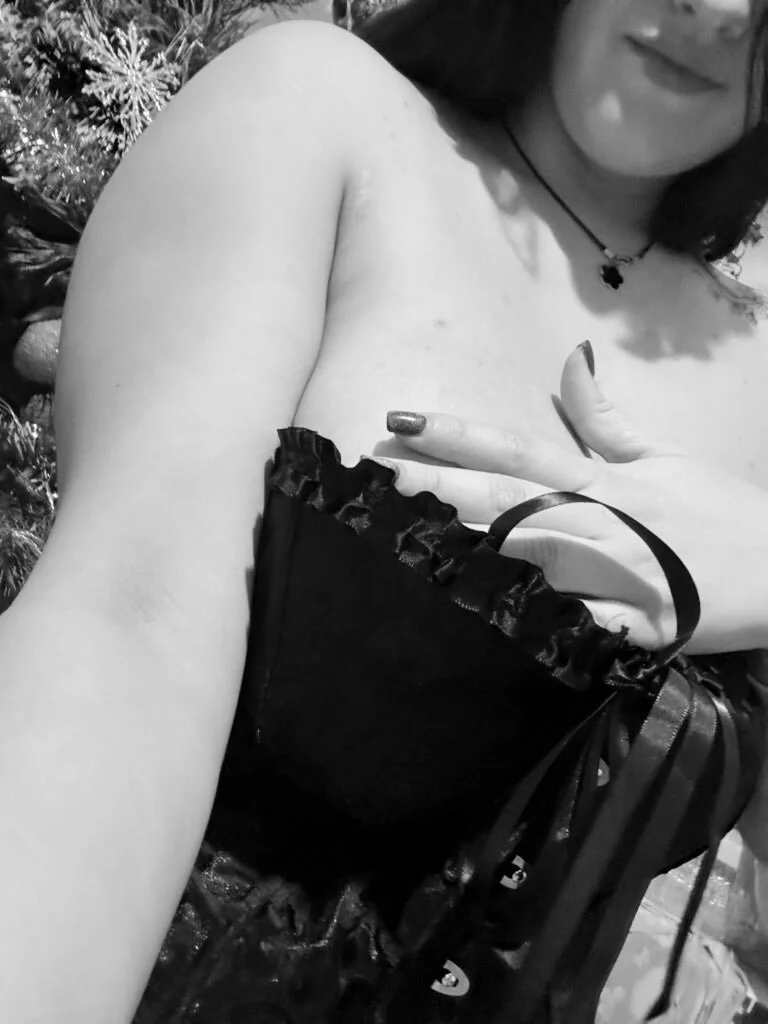 XXX Porn Photo of Nude Rozaaaaforyoubigboob 14