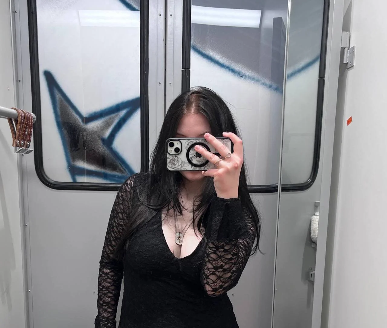 XXX Porn Photo of Nude foxy_tease_ 24