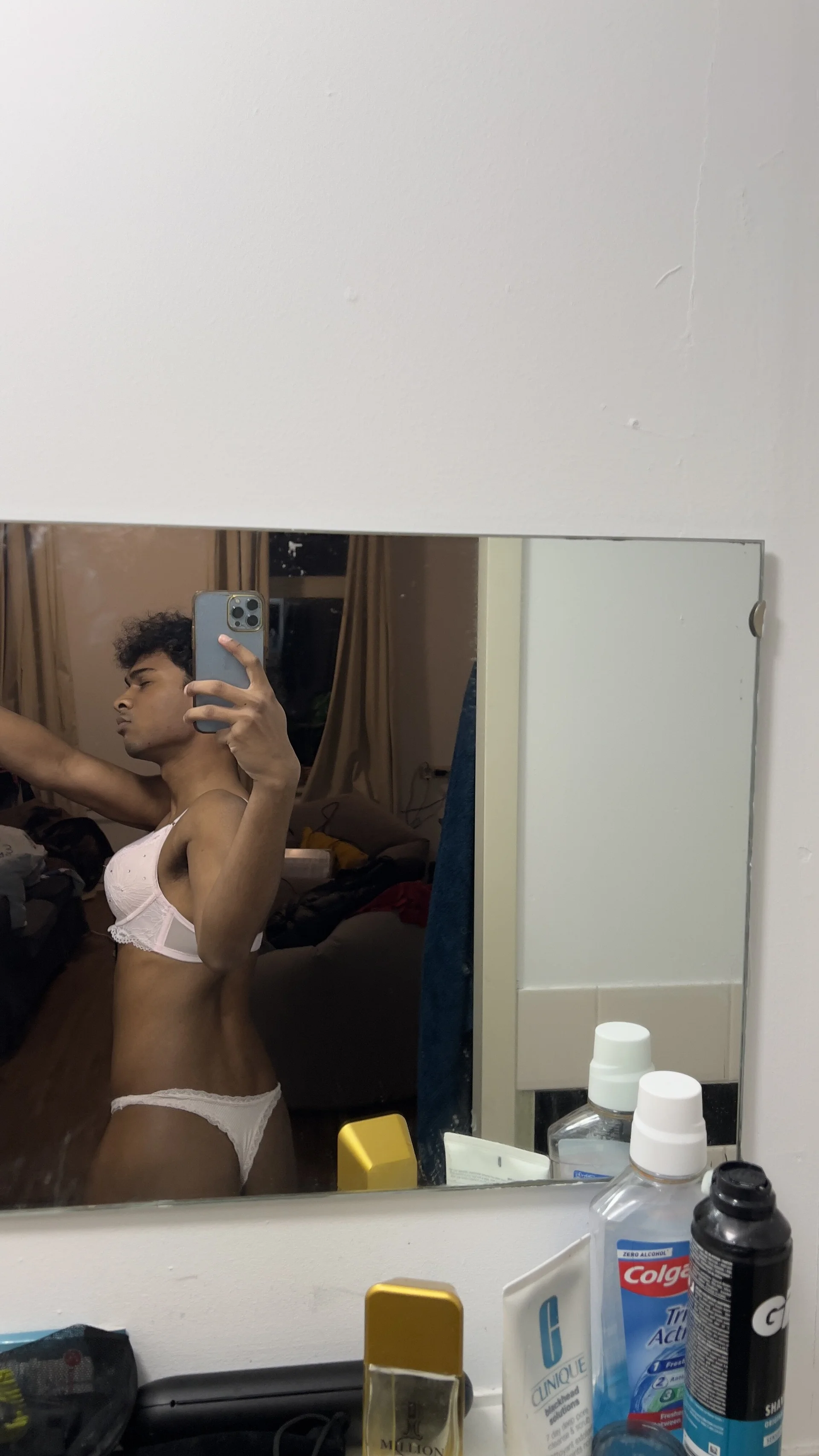 XXX Porn Photo of Nude indianskinnyhehe 1