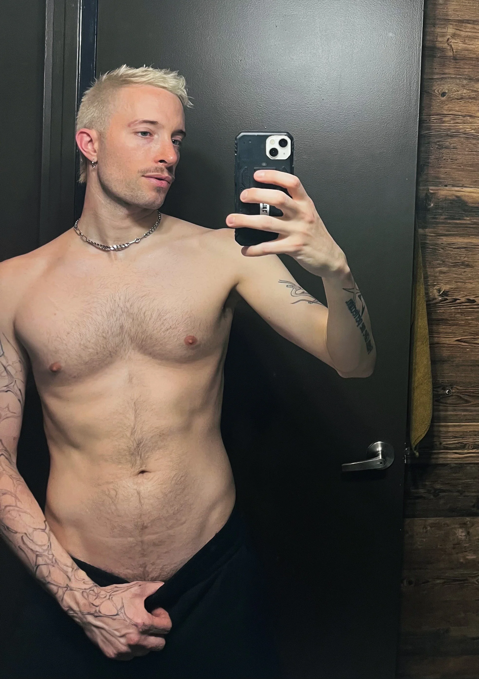 XXX Porn Photo of Nude xanderxnyc 3