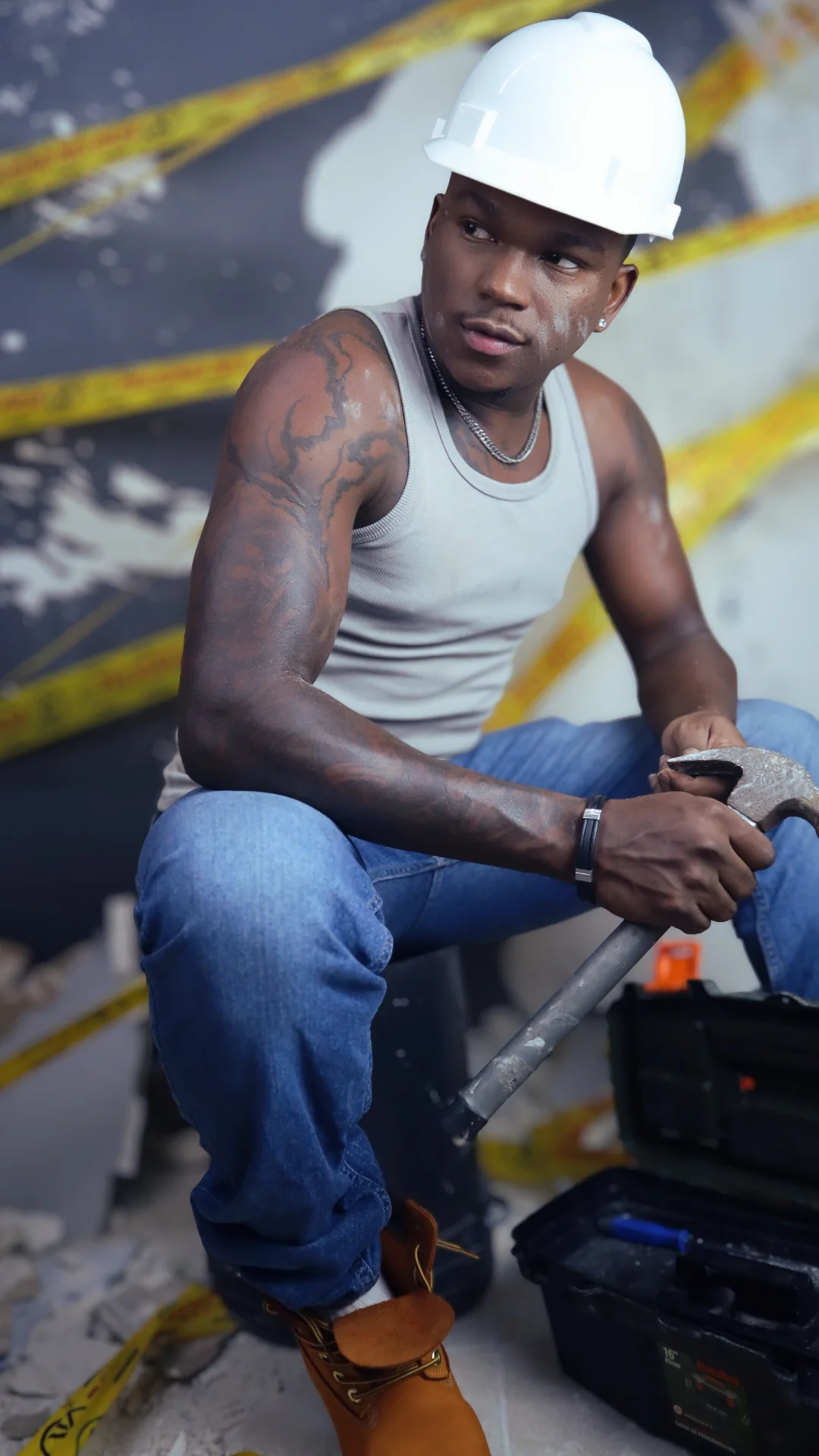 XXX Porn Photo of Nude Troykhalil 21