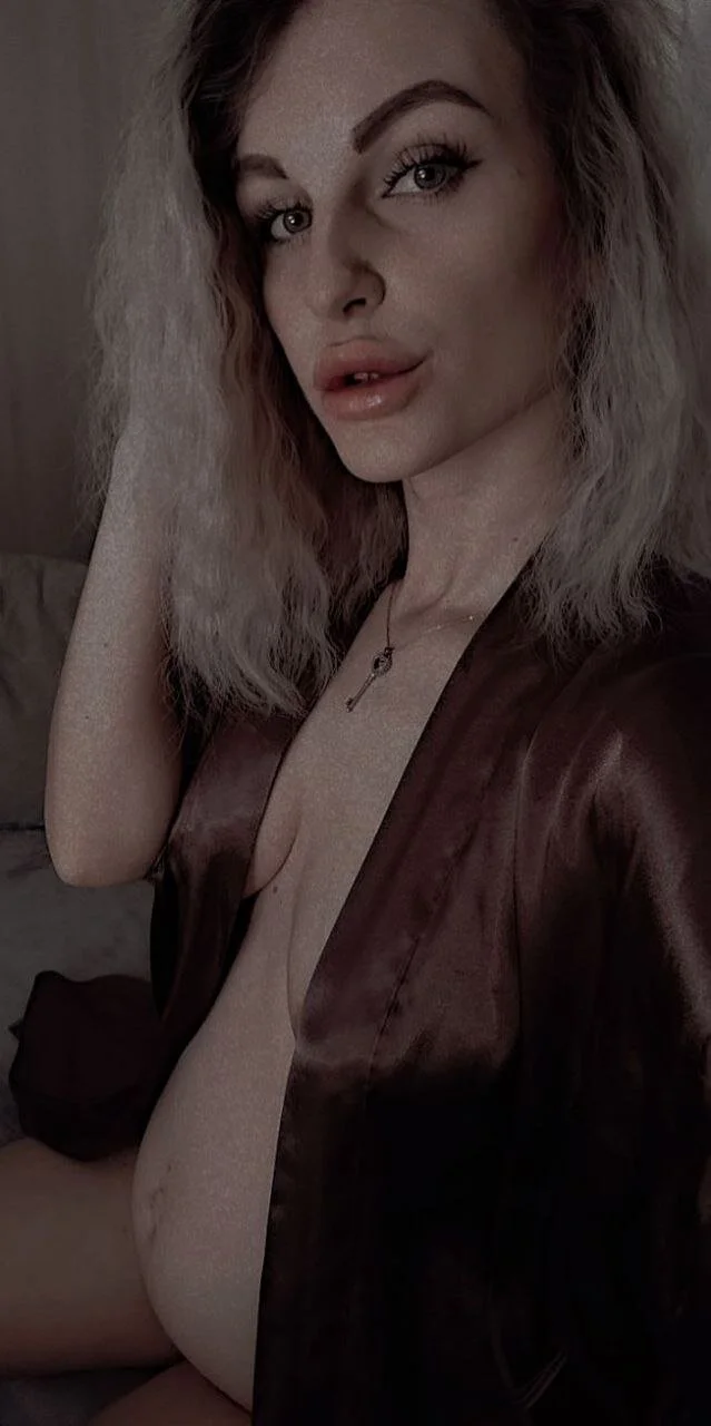 XXX Porn Photo of Nude angel_devil_forever 7