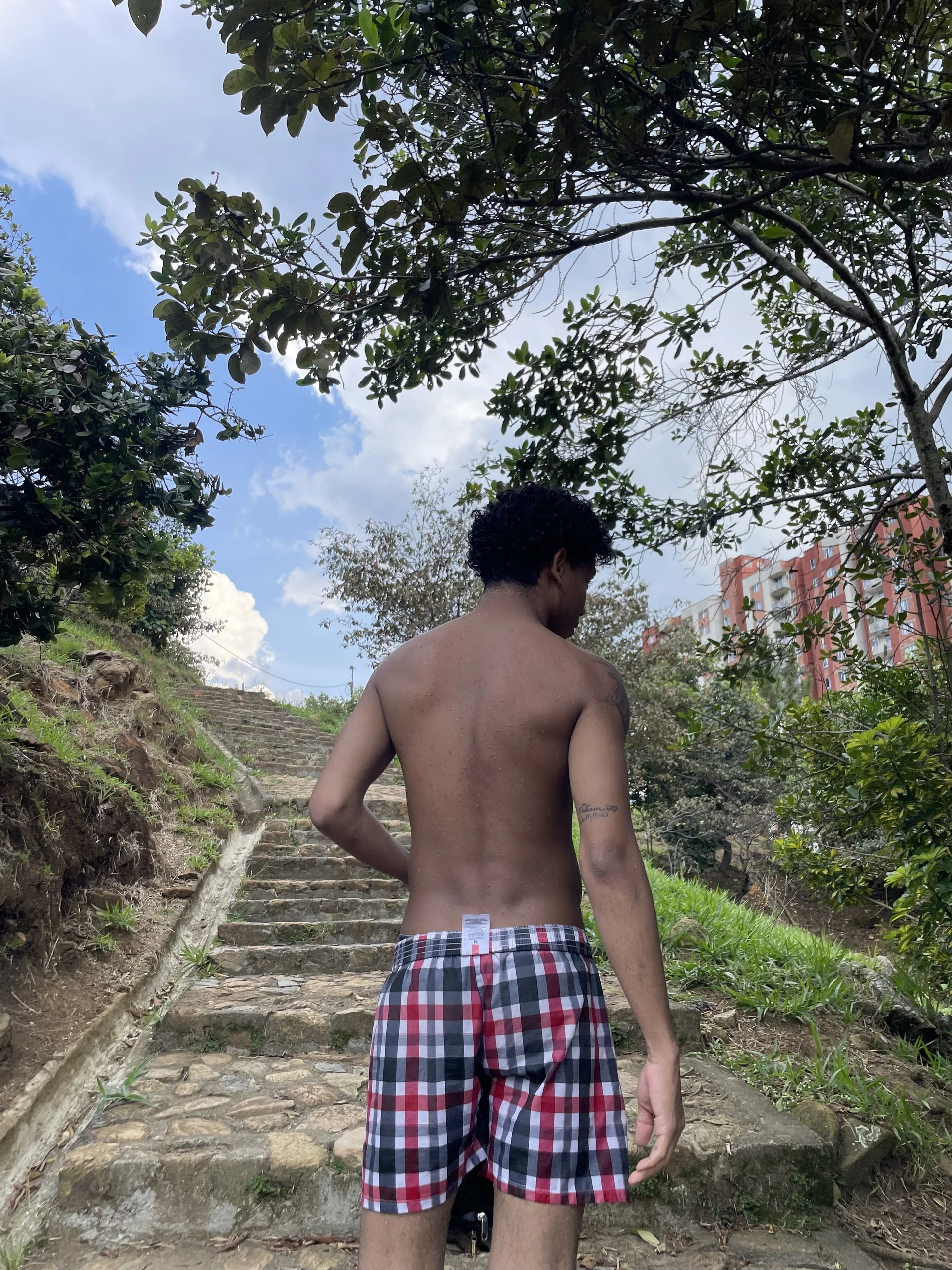 XXX Porn Photo of Nude aarom_ 9
