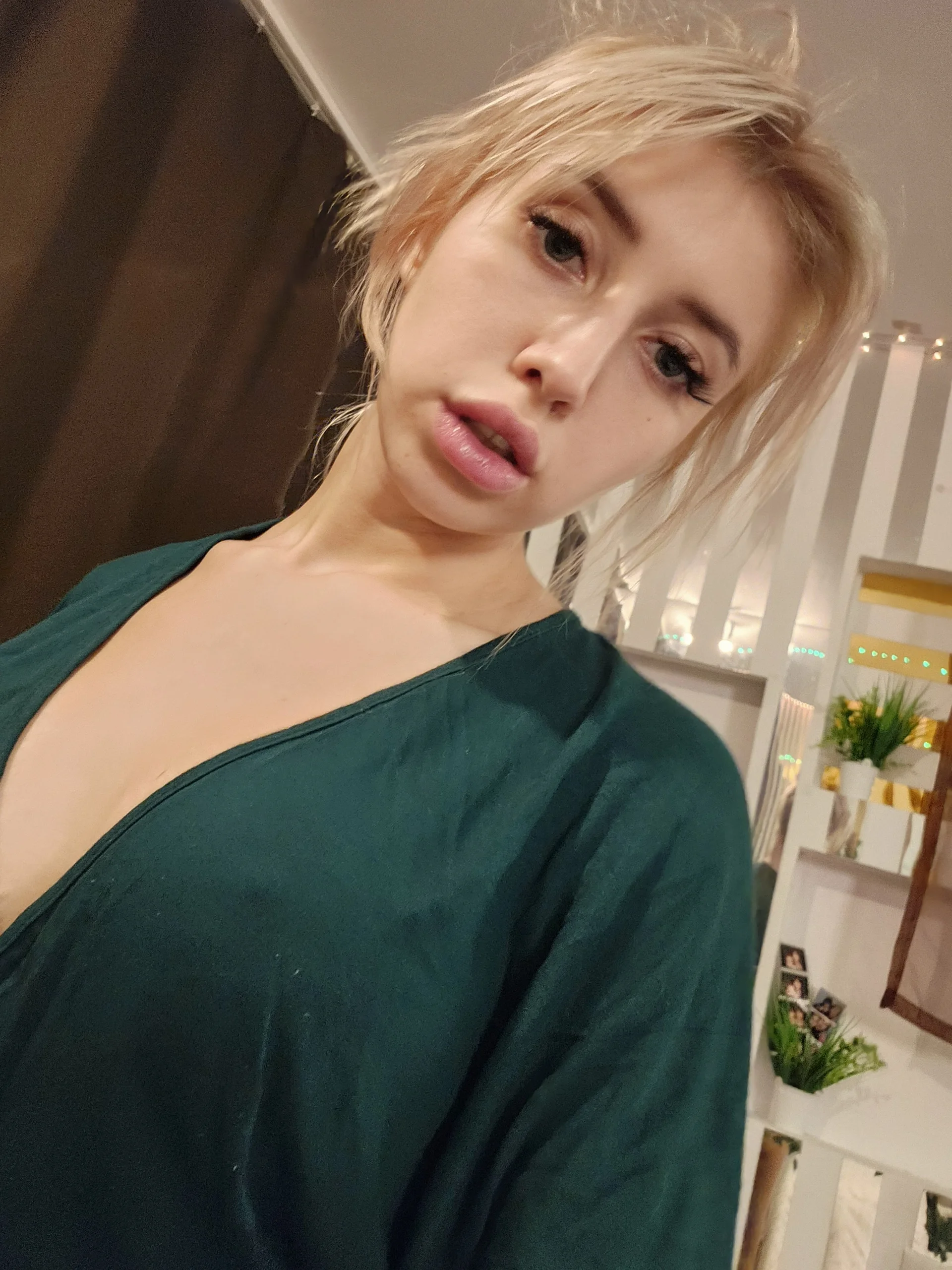 XXX Porn Photo of Nude FlowweerGirl 13