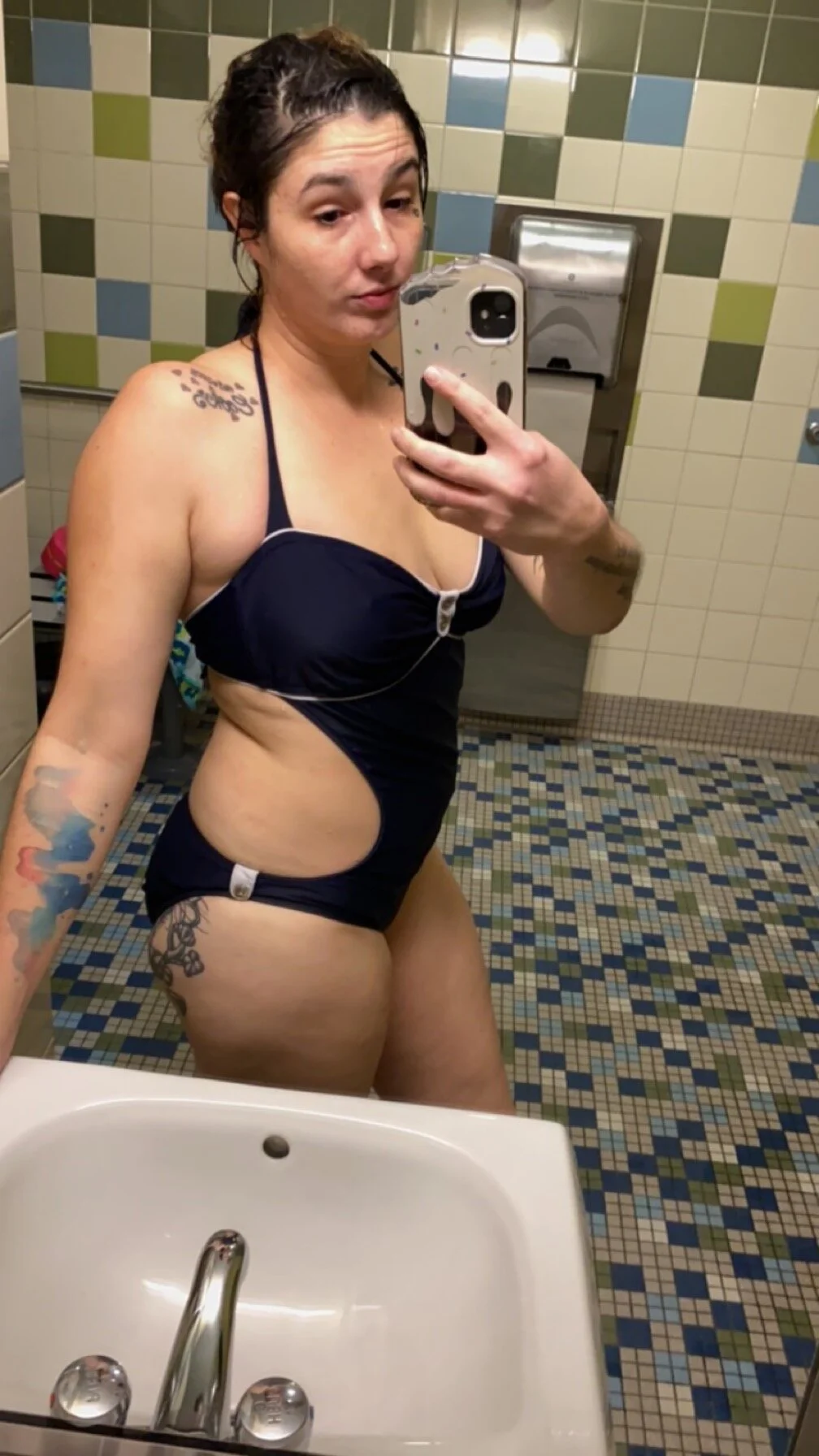 XXX Porn Photo of Nude izziebaby 3