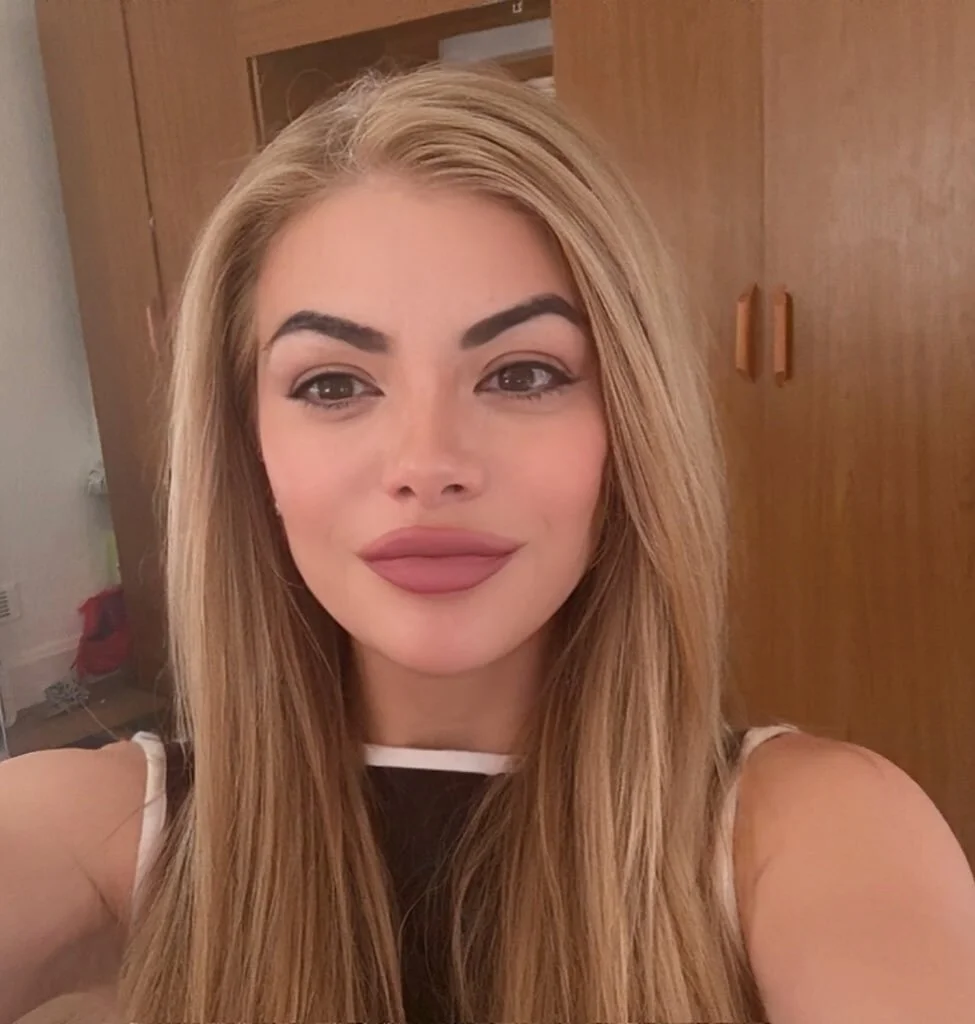 XXX Porn Photo of Nude Missgwen17 25