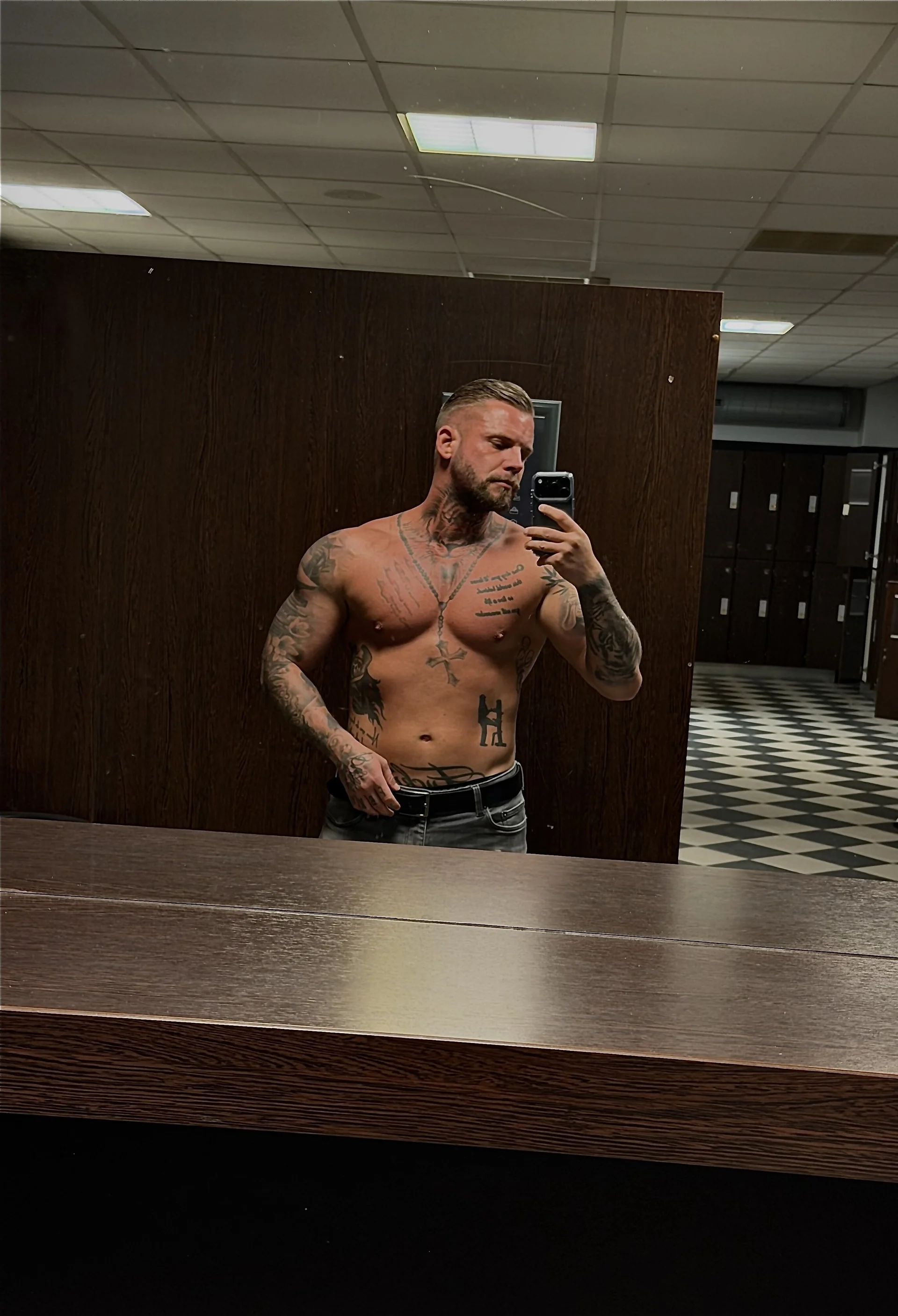 XXX Porn Photo of Nude zickertdavid 3