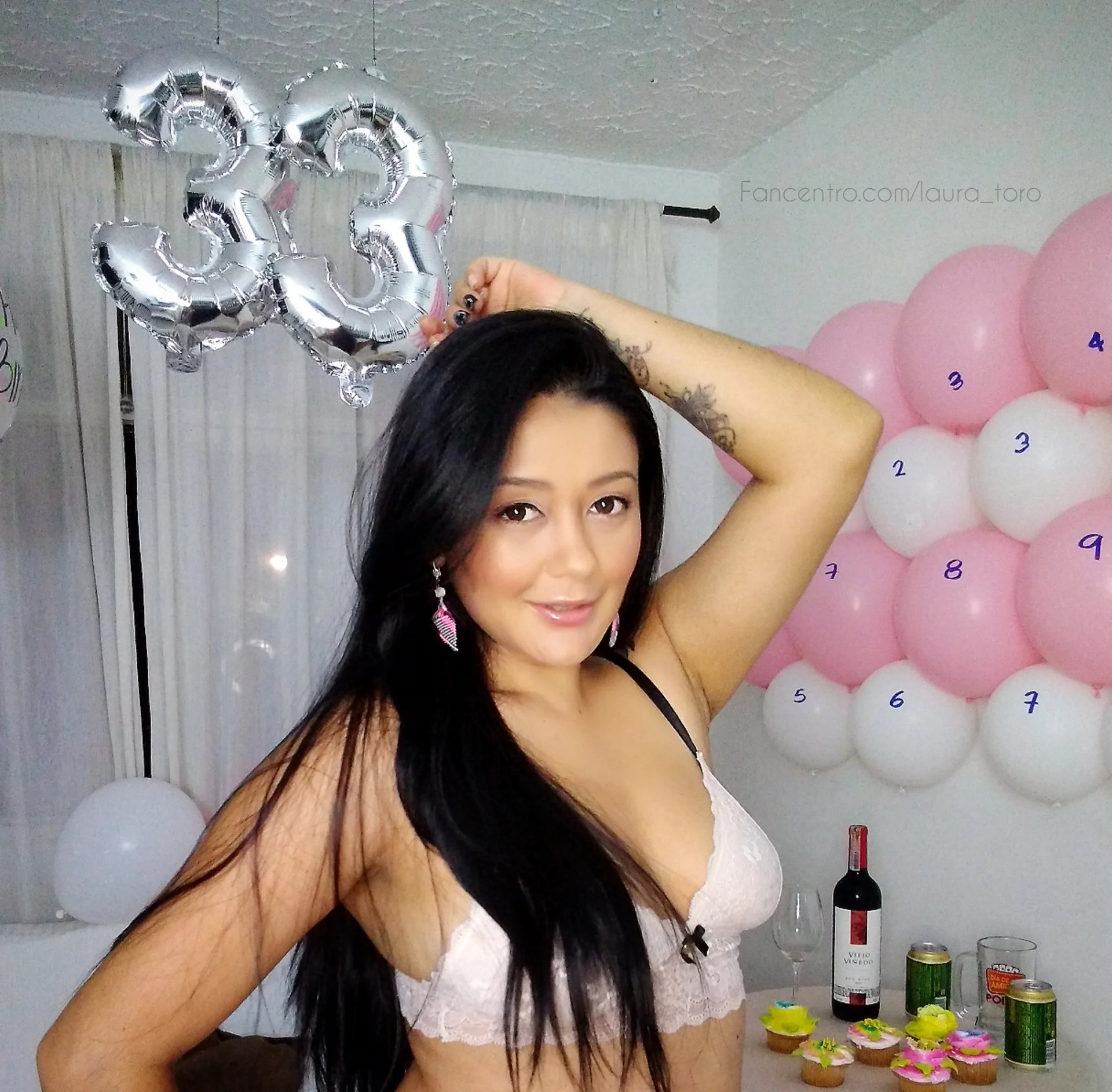 XXX Porn Photo of Nude LauraToro_ 5