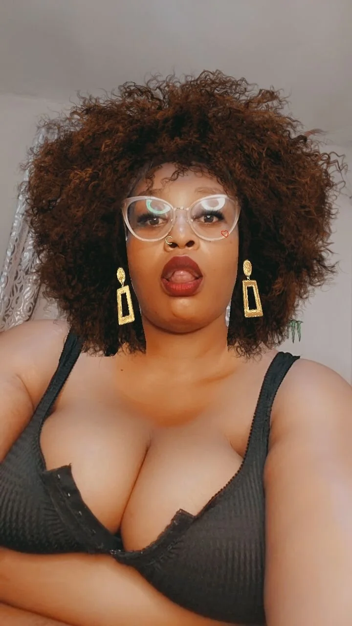 XXX Porn Photo of Nude Barbecue_Sauce 2