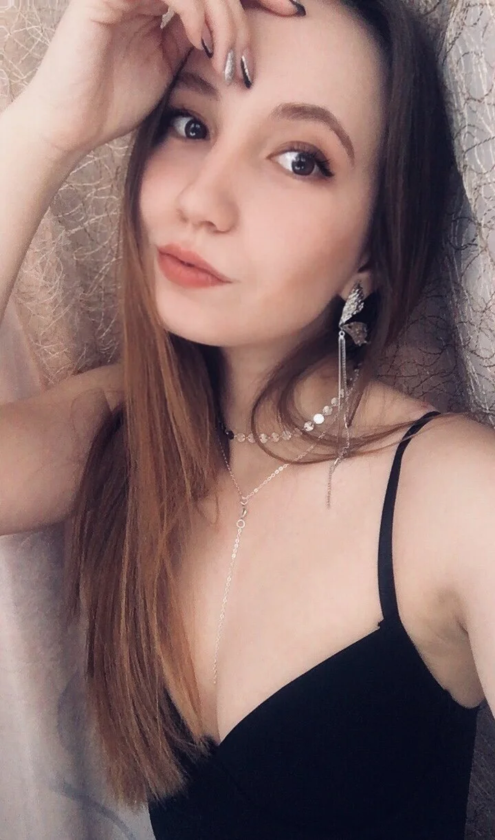 XXX Porn Photo of Nude Roxy_Roxie 2