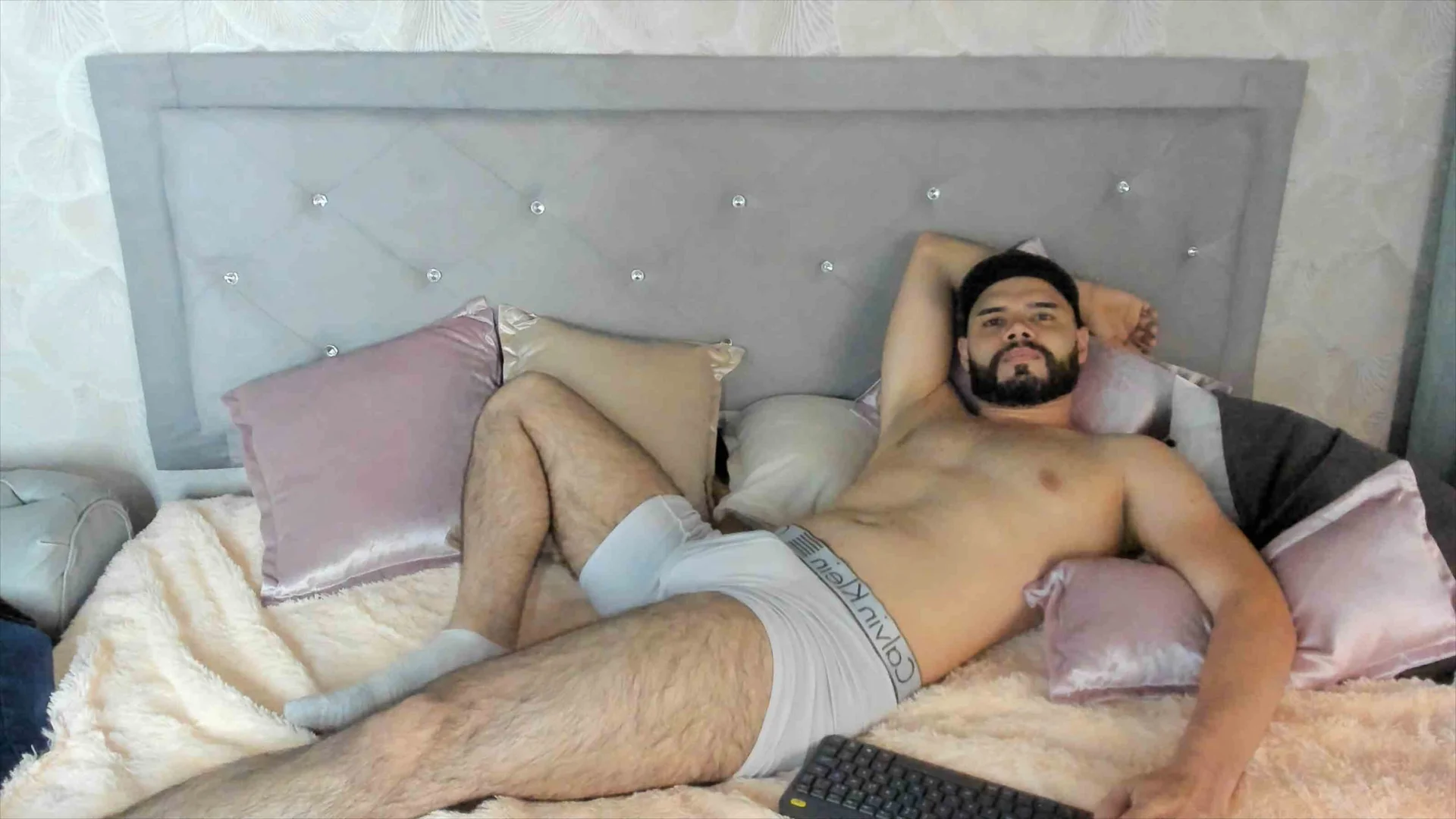 XXX Porn Photo of Nude Luke_Diaz7 2