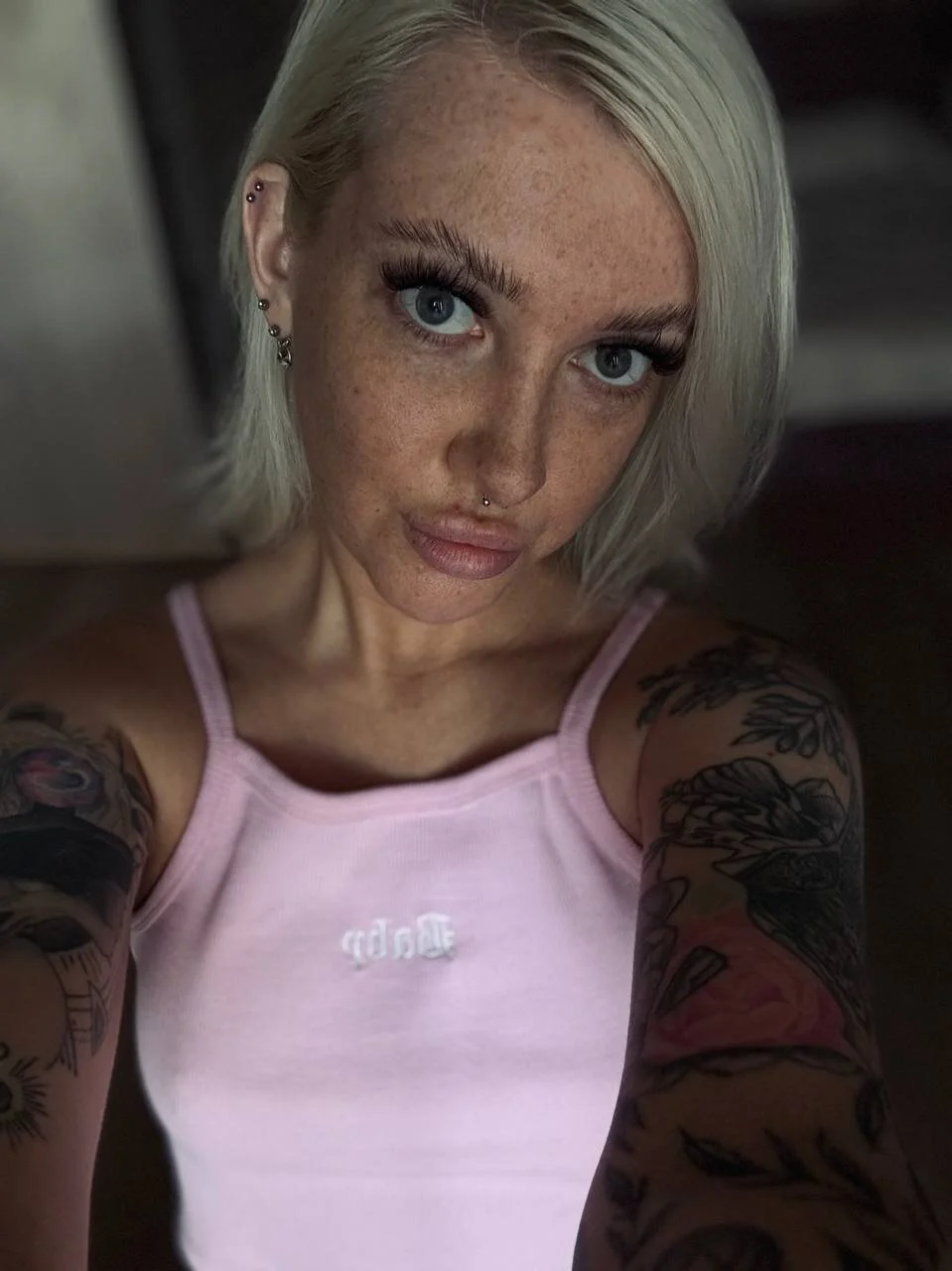 XXX Porn Photo of Nude tykioty_Miley 3