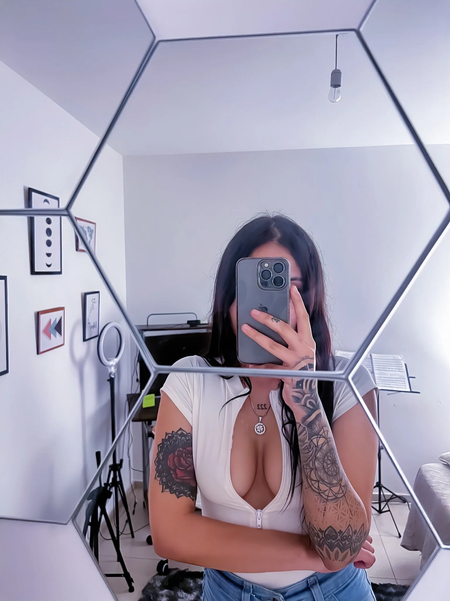 XXX Porn Photo of Nude LunaXuan 122