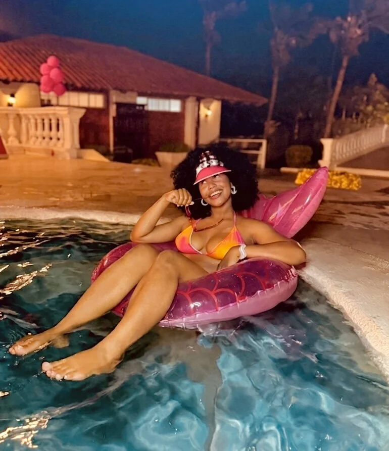 XXX Porn Photo of Nude Hilaryebony_ 33