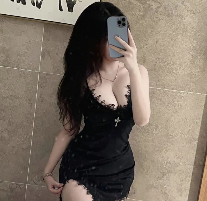 XXX Porn Photo of Nude __18Angel__ 2