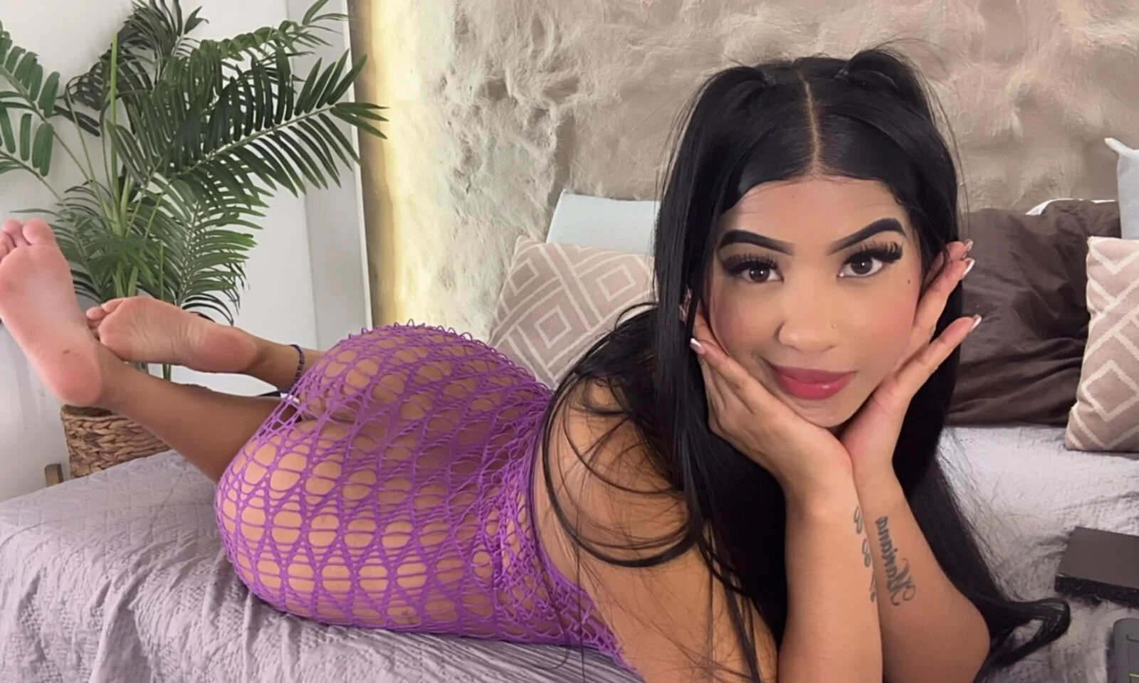 XXX Porn Photo of Nude Naomy_gyal 77