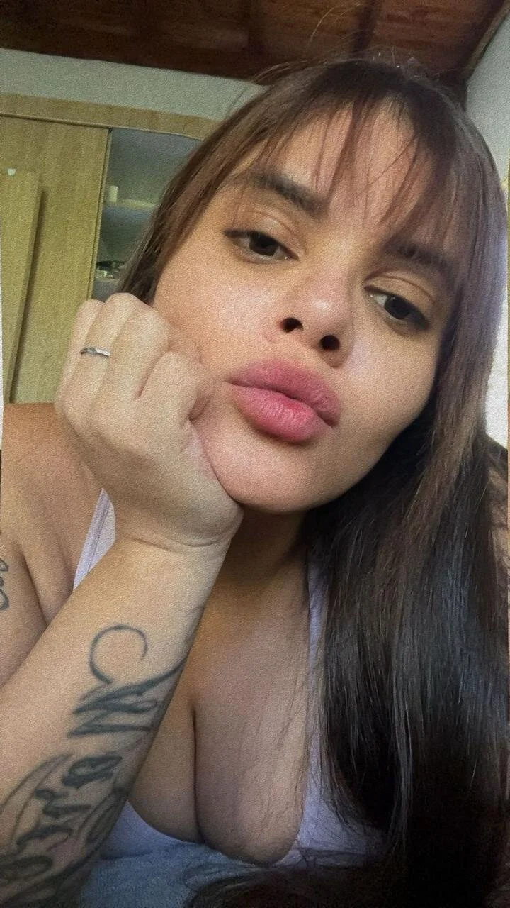 XXX Porn Photo of Nude vickvalencia2 8