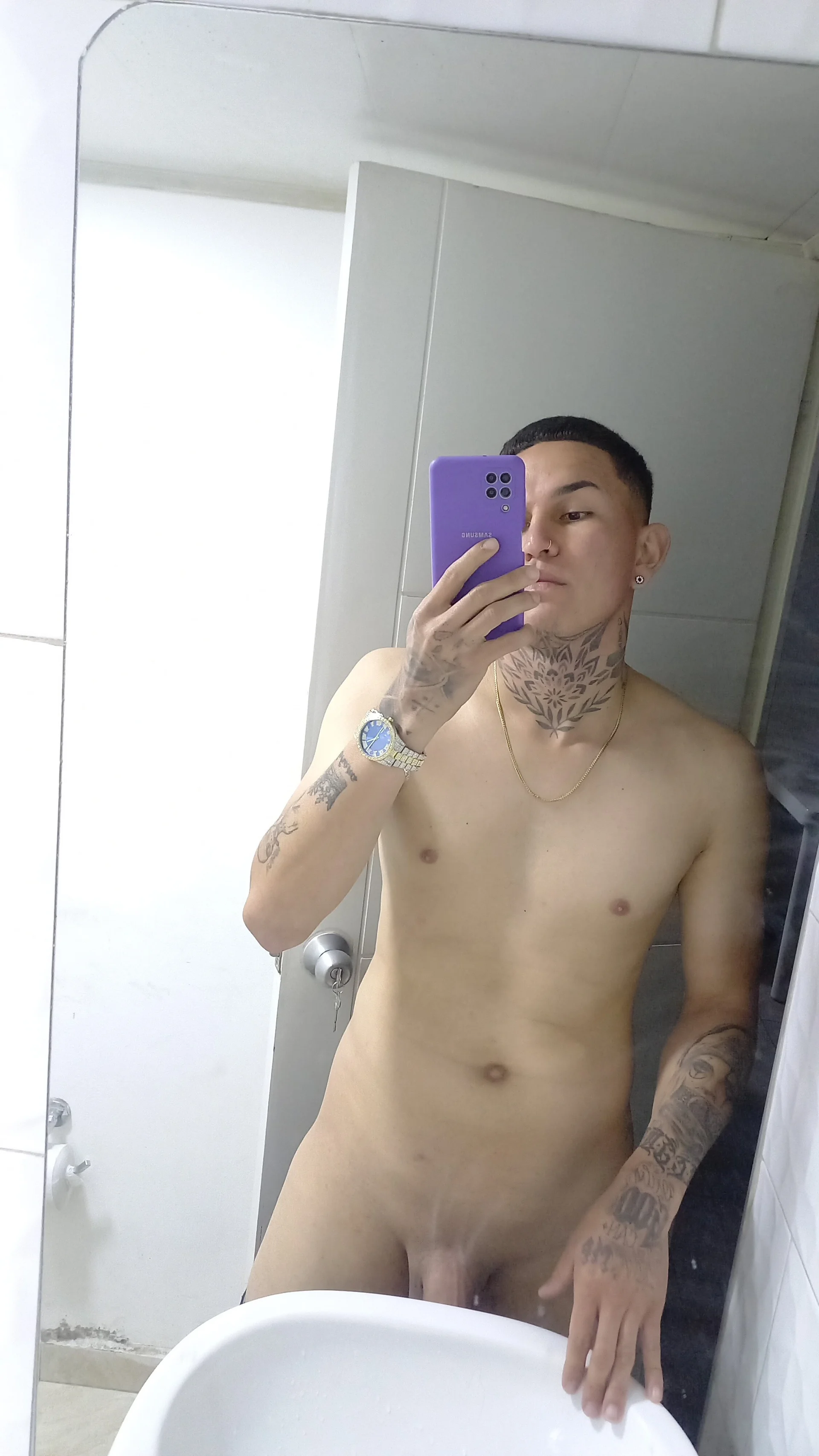 XXX Porn Photo of Nude mateo_20 3