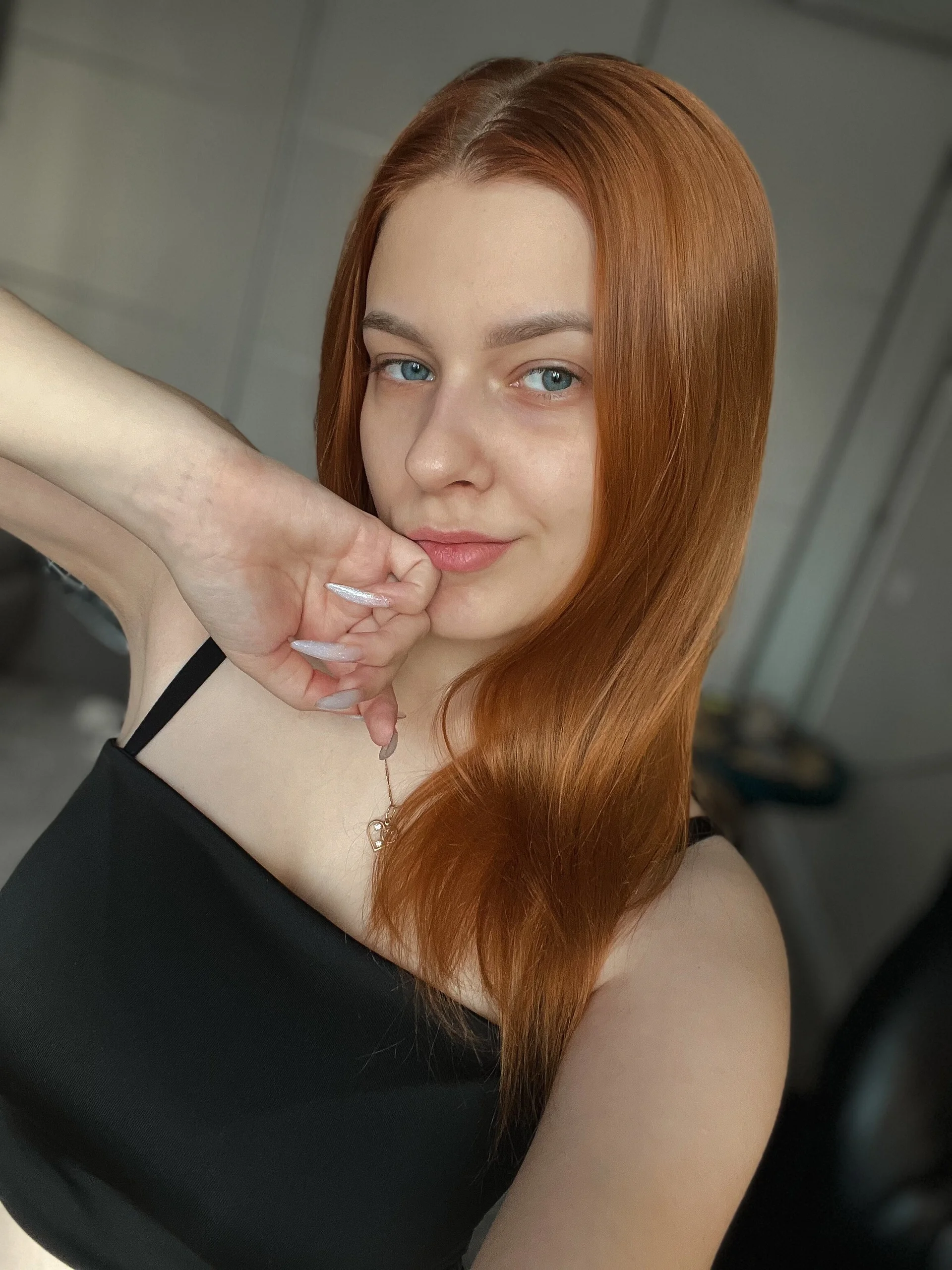 XXX Porn Photo of Nude red__dizzy 1