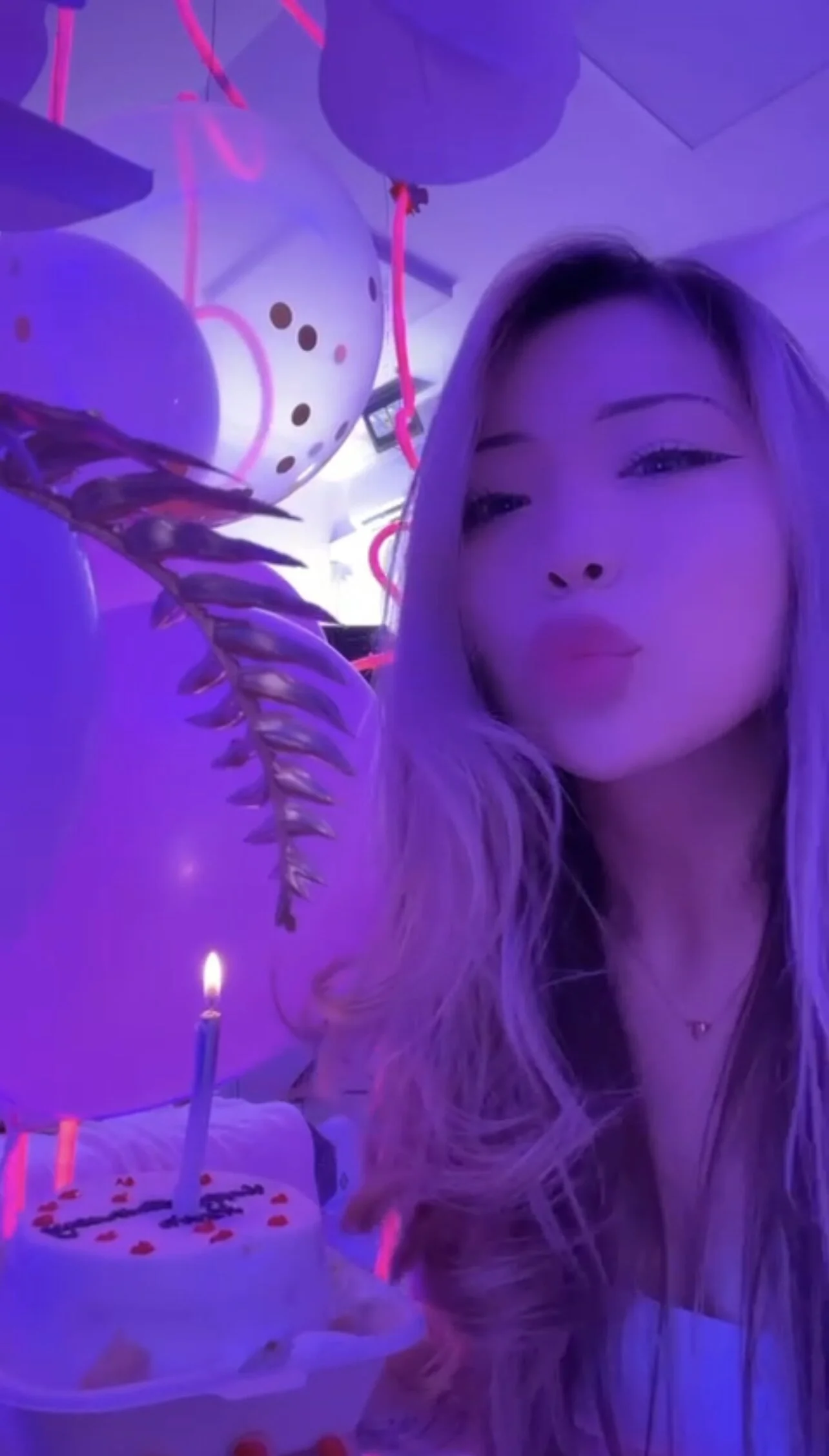 XXX Porn Photo of Nude SaliUong 3