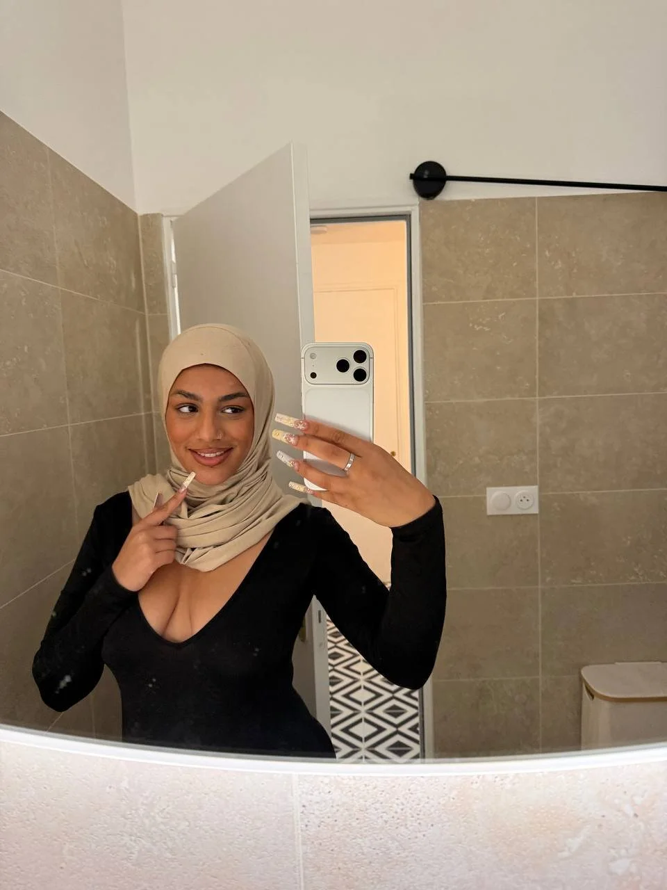 XXX Porn Photo of Nude nadiabnssd 9