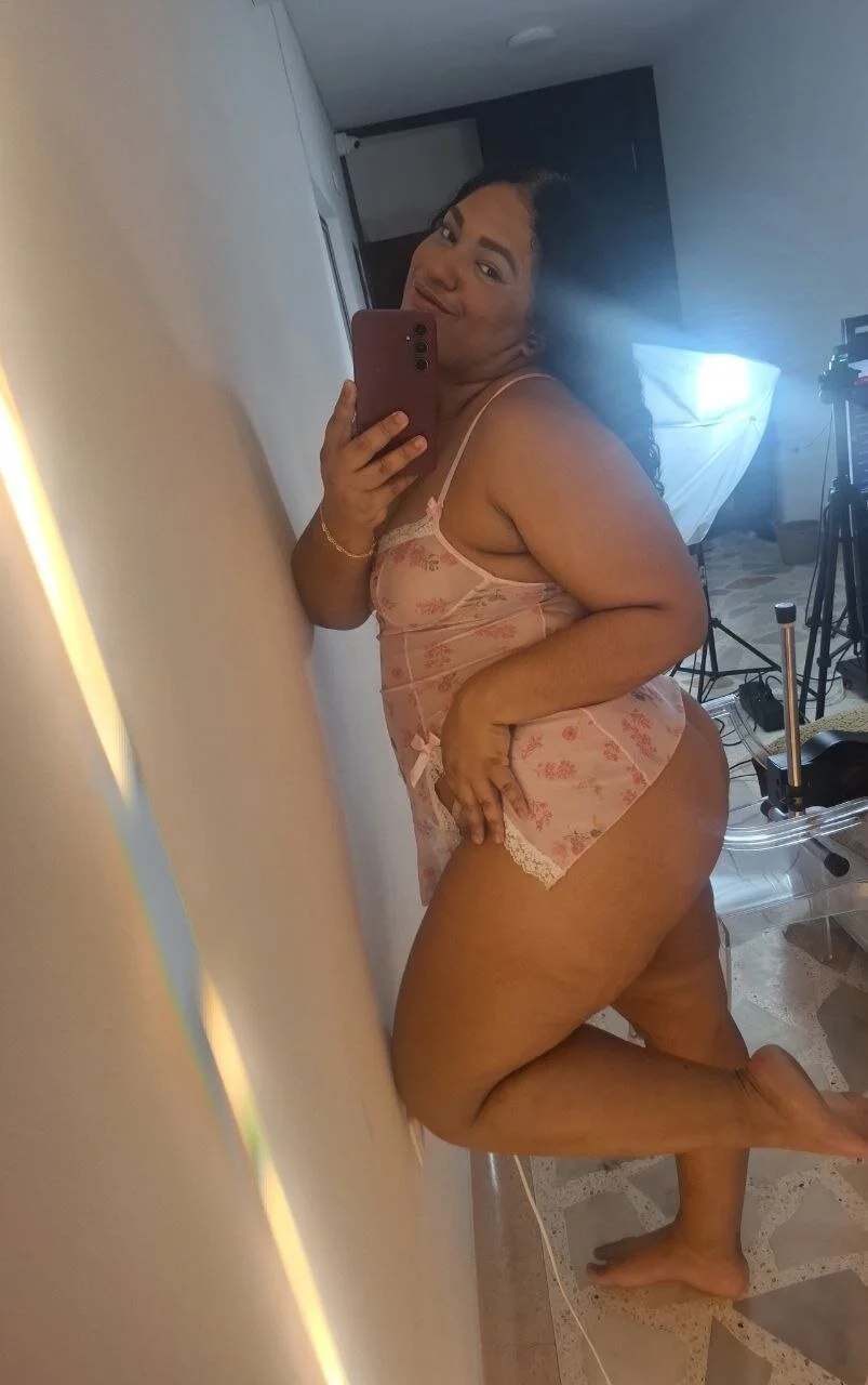 XXX Porn Photo of Nude Annie-Wolf 6