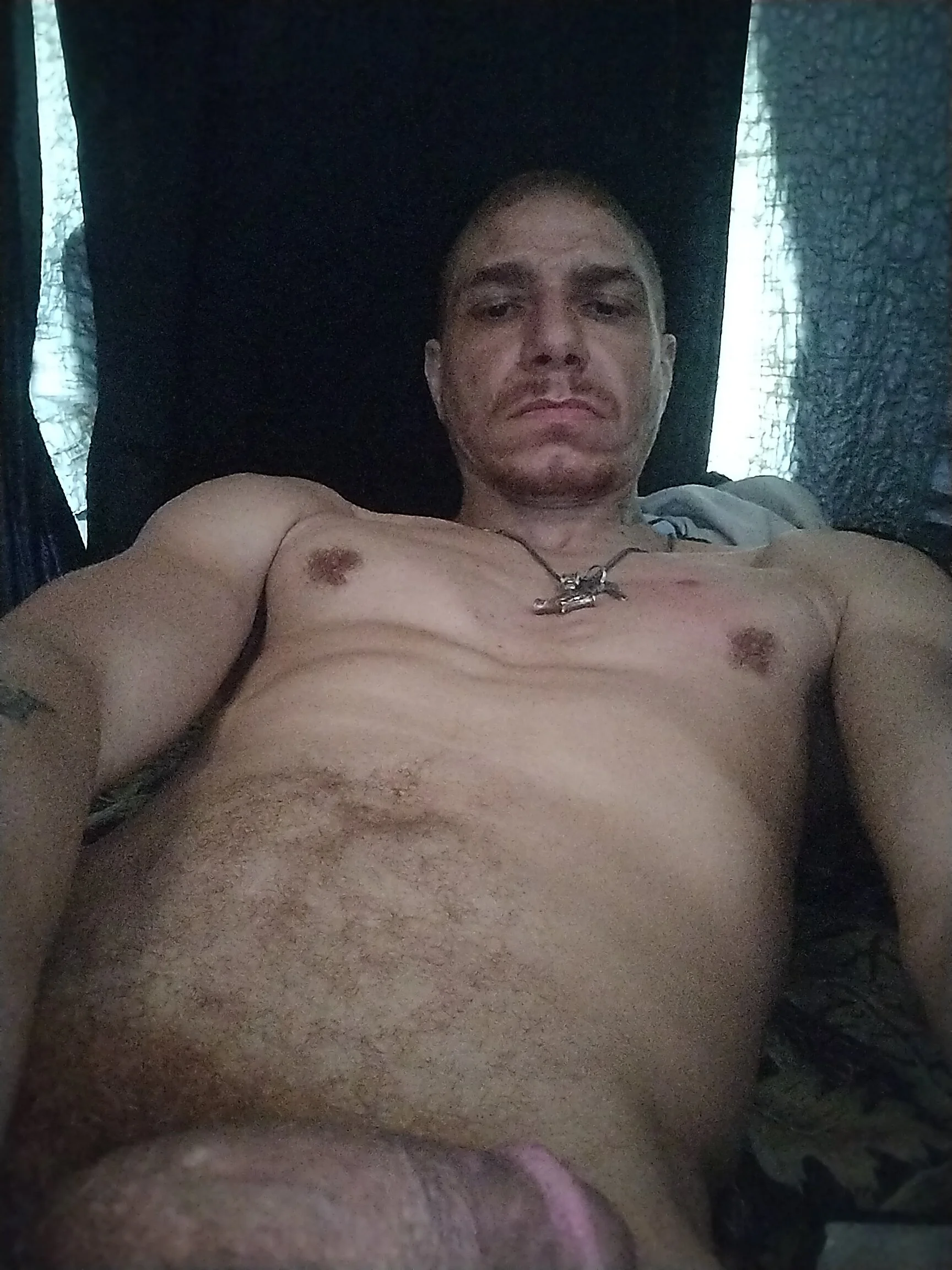 XXX Porn Photo of Nude bigdaddyroeroe 3