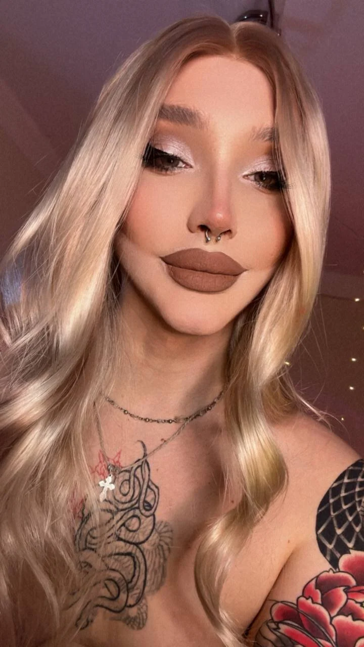 XXX Porn Photo of Nude _rose_monarch_ 2