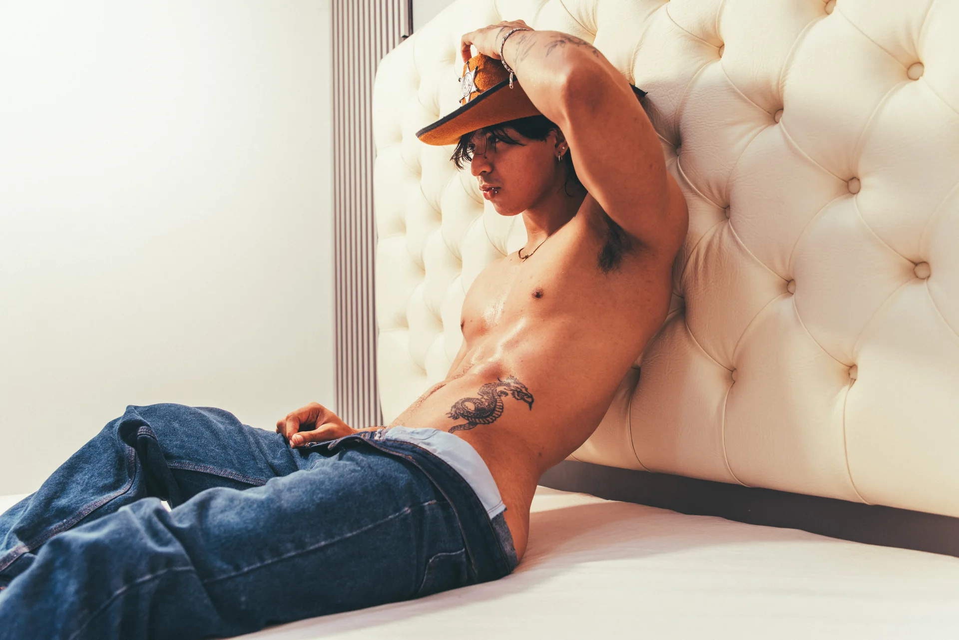 XXX Porn Photo of Nude toji_luxxer 21