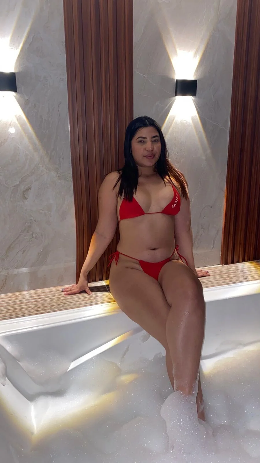 XXX Porn Photo of Nude Roxyhotdream 4