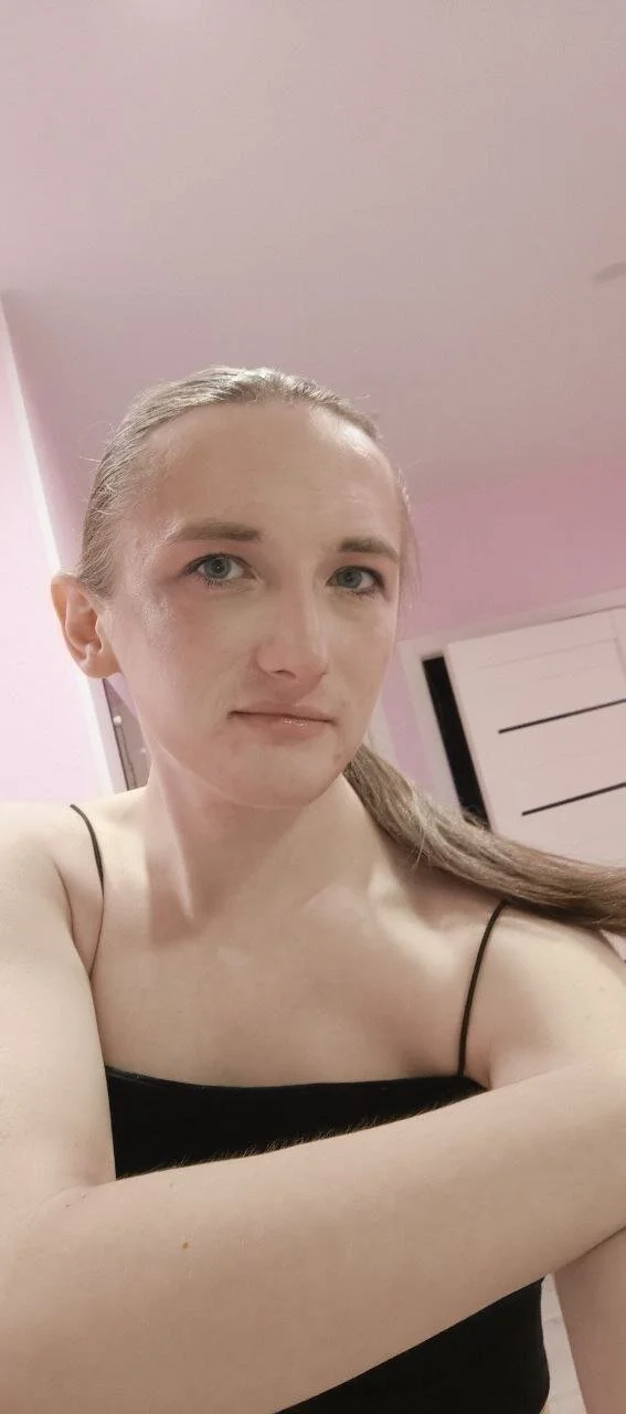 XXX Porn Photo of Nude Vi_Luxy 1