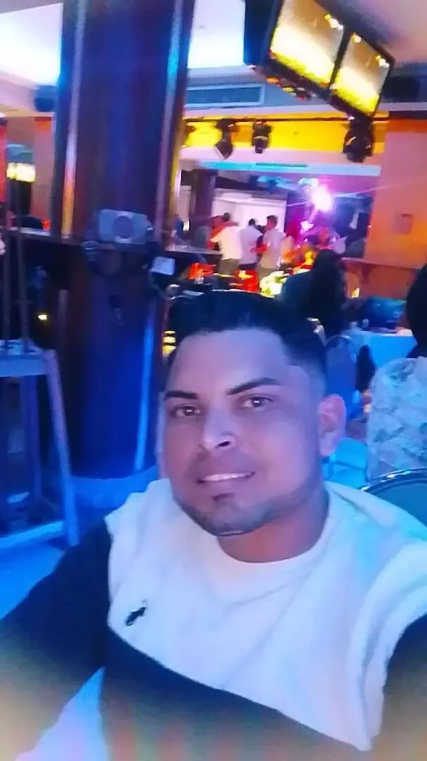 XXX Porn Photo of Nude Darwinmoreno 6