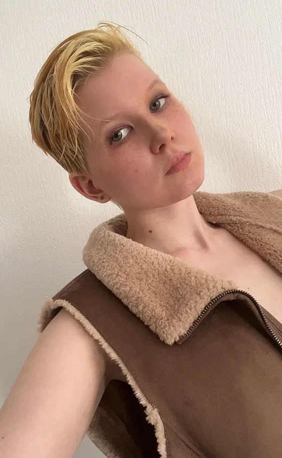 XXX Porn Photo of Nude CherrryMuse 4