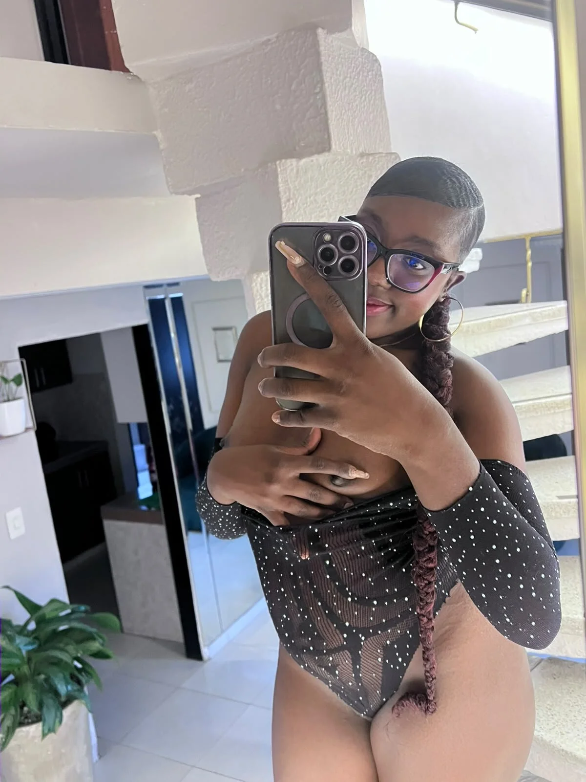 XXX Porn Photo of Nude nylaroyale_cr 136