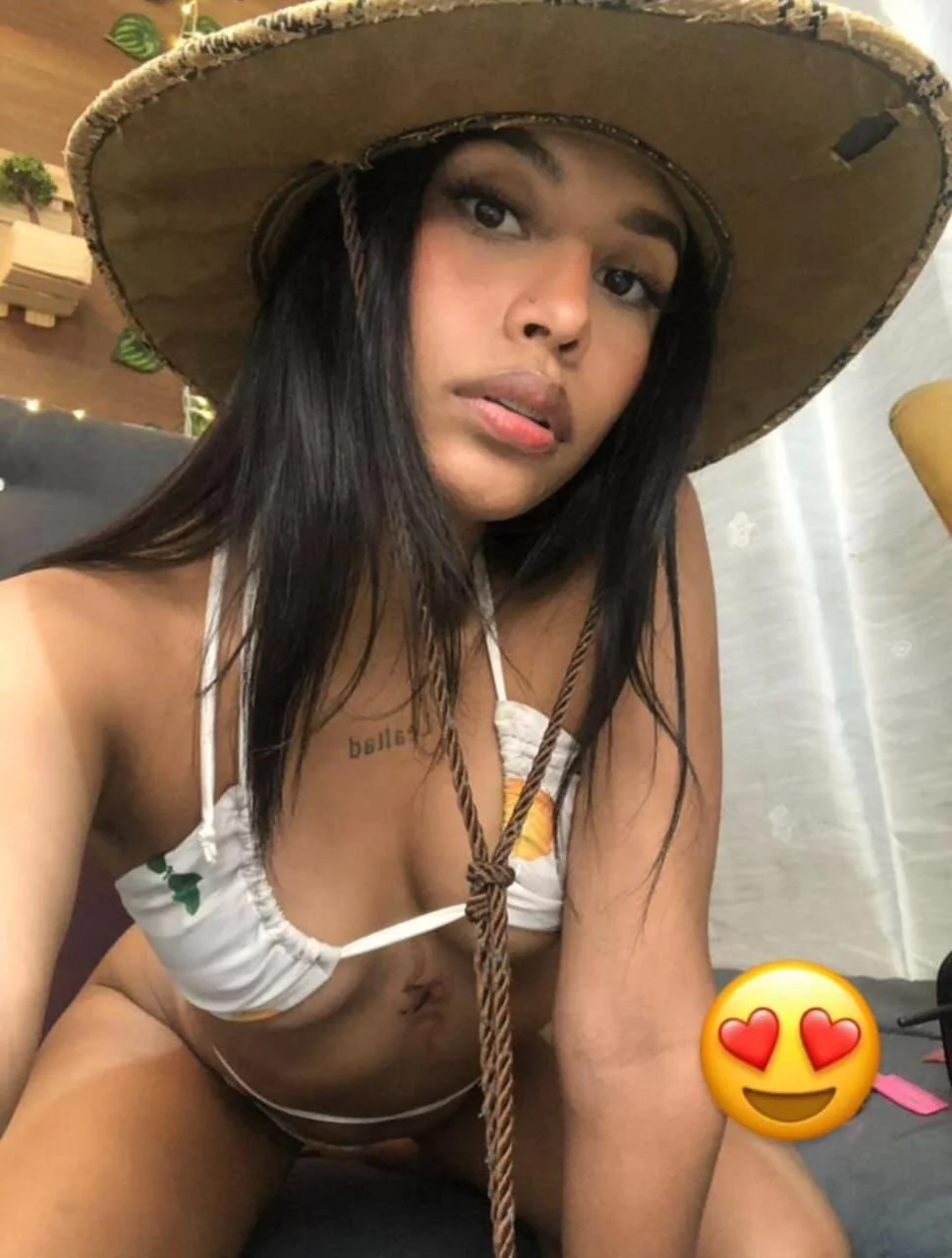 XXX Porn Photo of Nude bratz_glloe 6