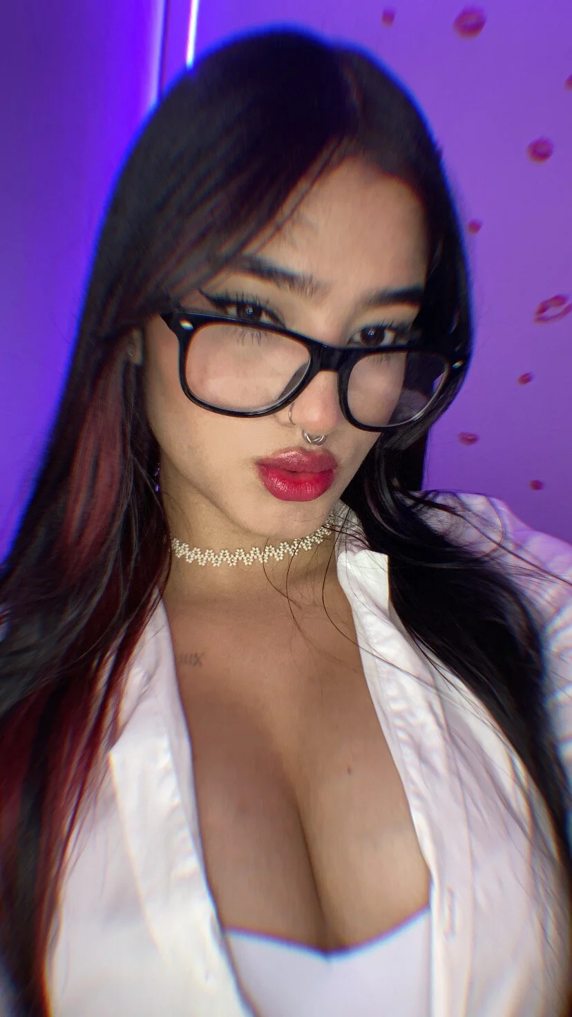XXX Porn Photo of Nude charlotte_9999 193