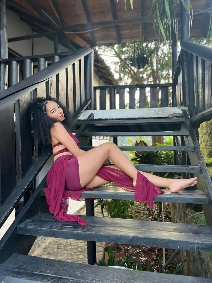 XXX Porn Photo of Nude NAHOMI_MILLER 16
