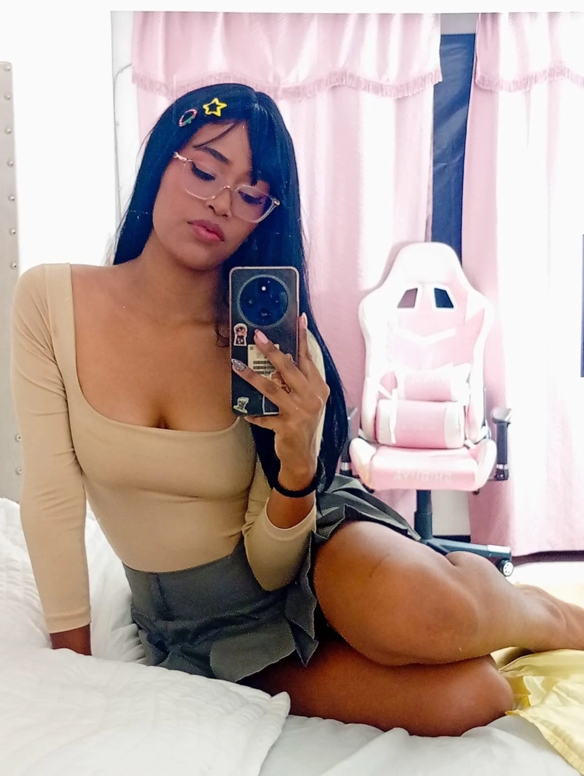 XXX Porn Photo of Nude Rachel_Jamesx 26