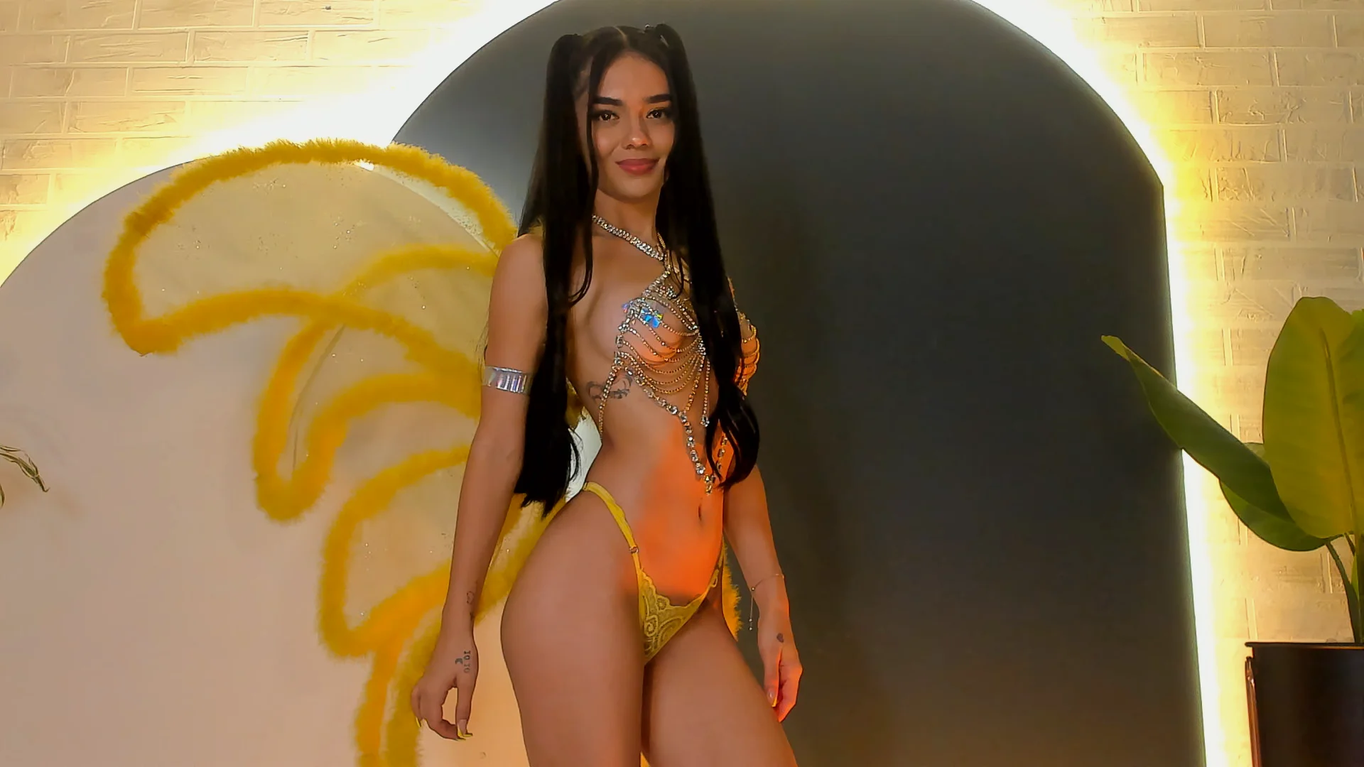 XXX Porn Photo of Nude LucianaMillerX 28
