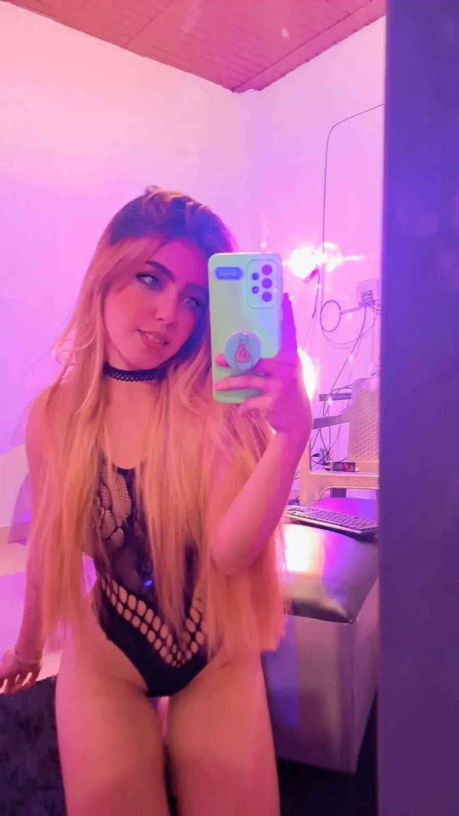 XXX Porn Photo of Nude sweet_holly01 2