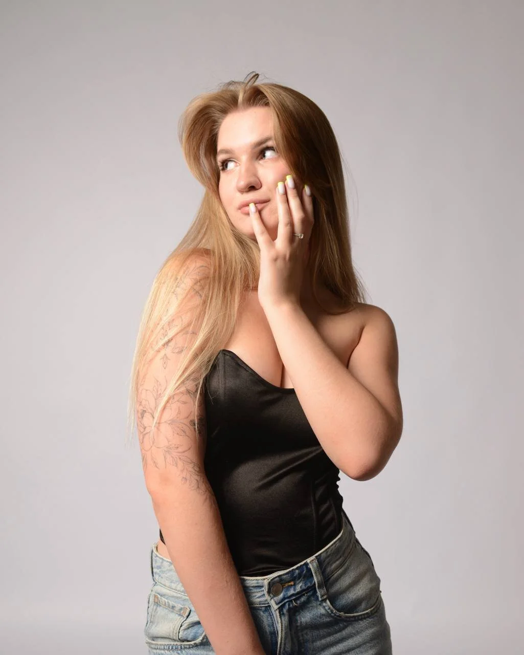 XXX Porn Photo of Nude LaurieGutierrez 8