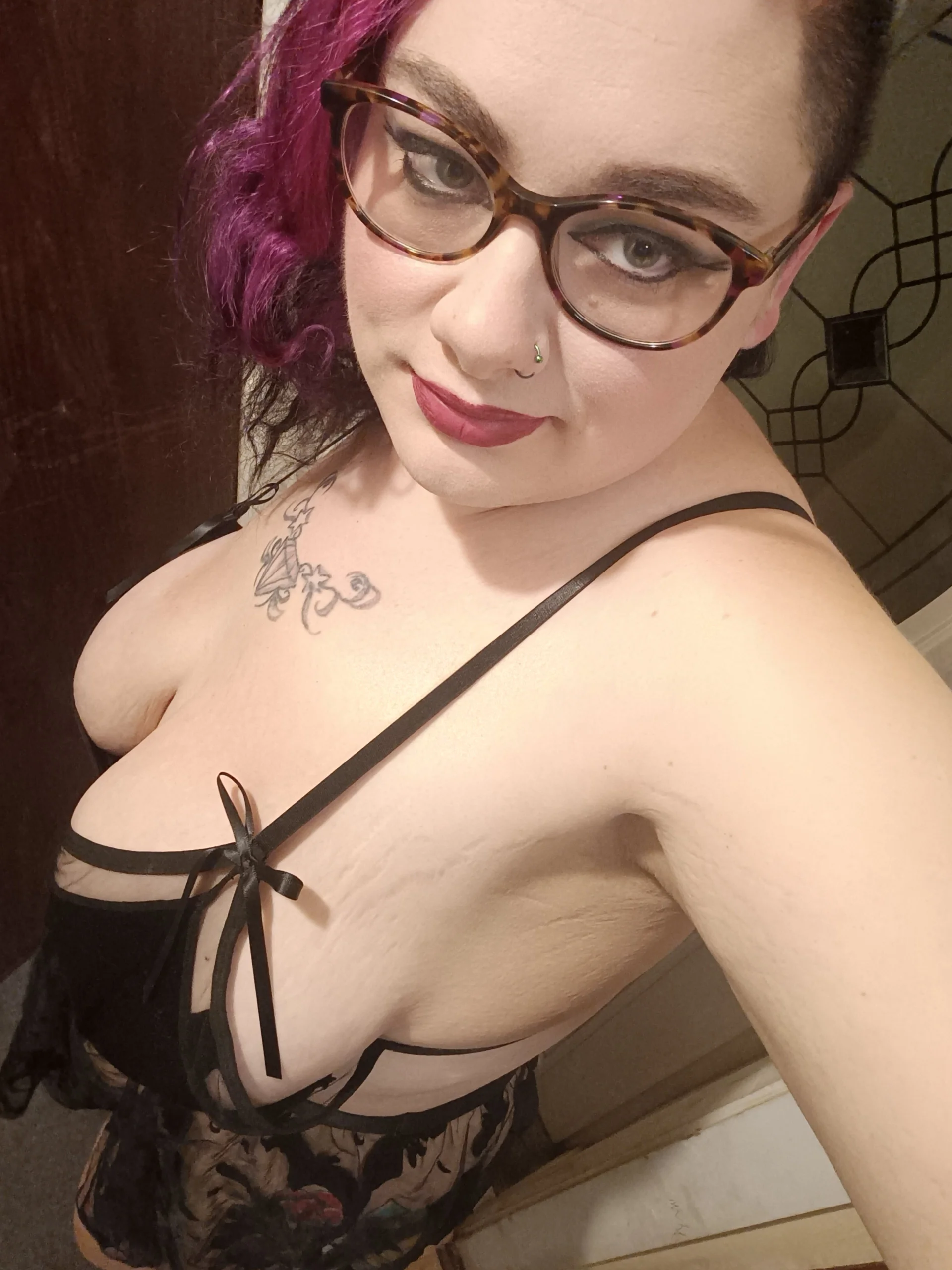 XXX Porn Photo of Nude Bustycurves 28