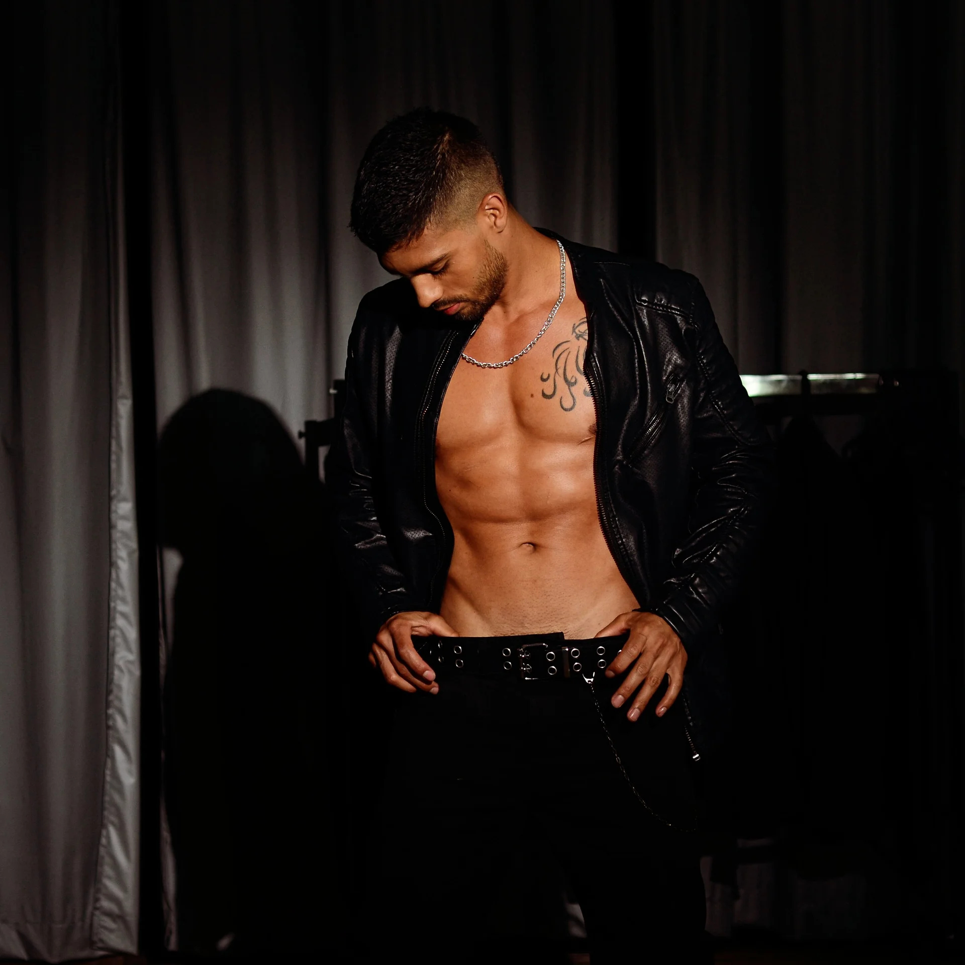 XXX Porn Photo of Nude DannSaenz 5